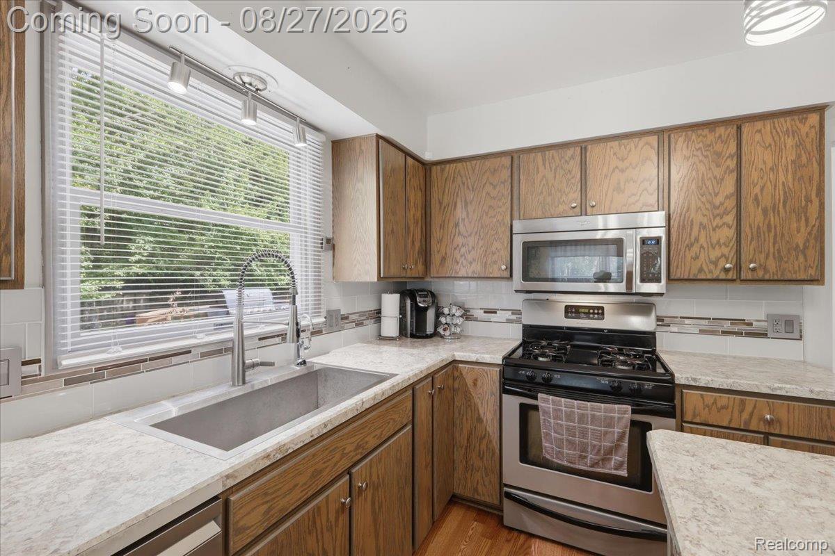 10100 Springtime Circle Property Photo 22