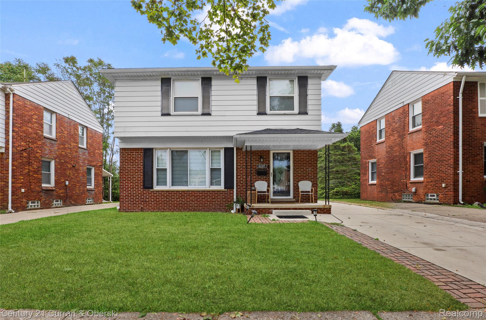 18285 Outer Drive Property Photo 32