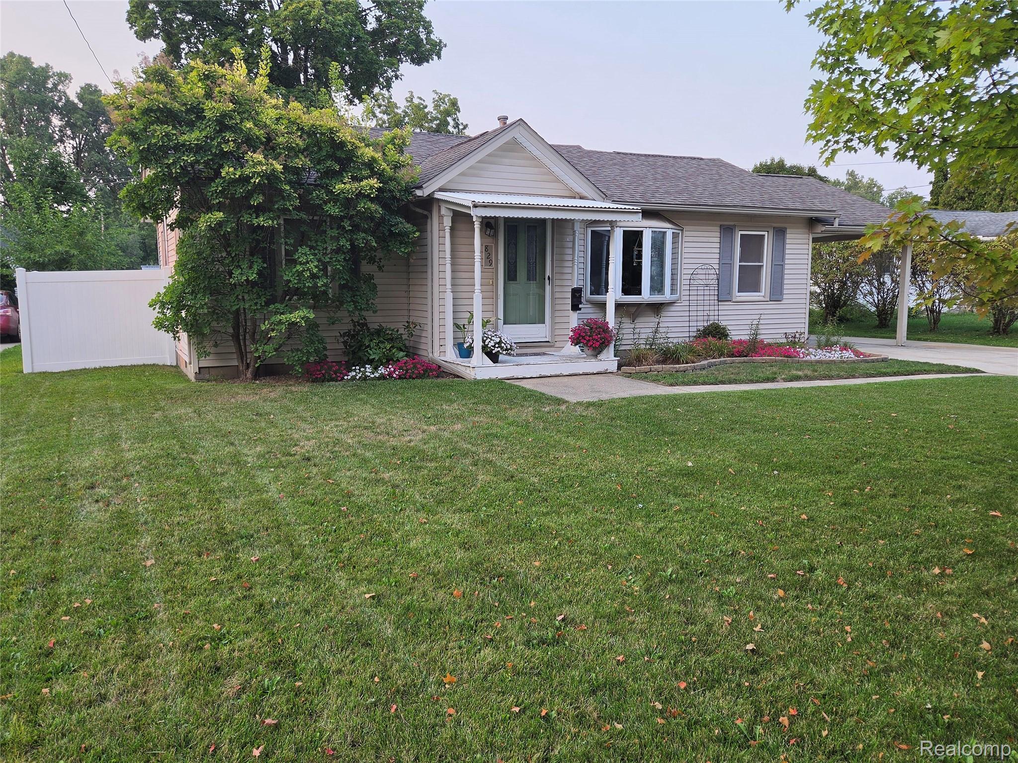 829 E Exchange Street