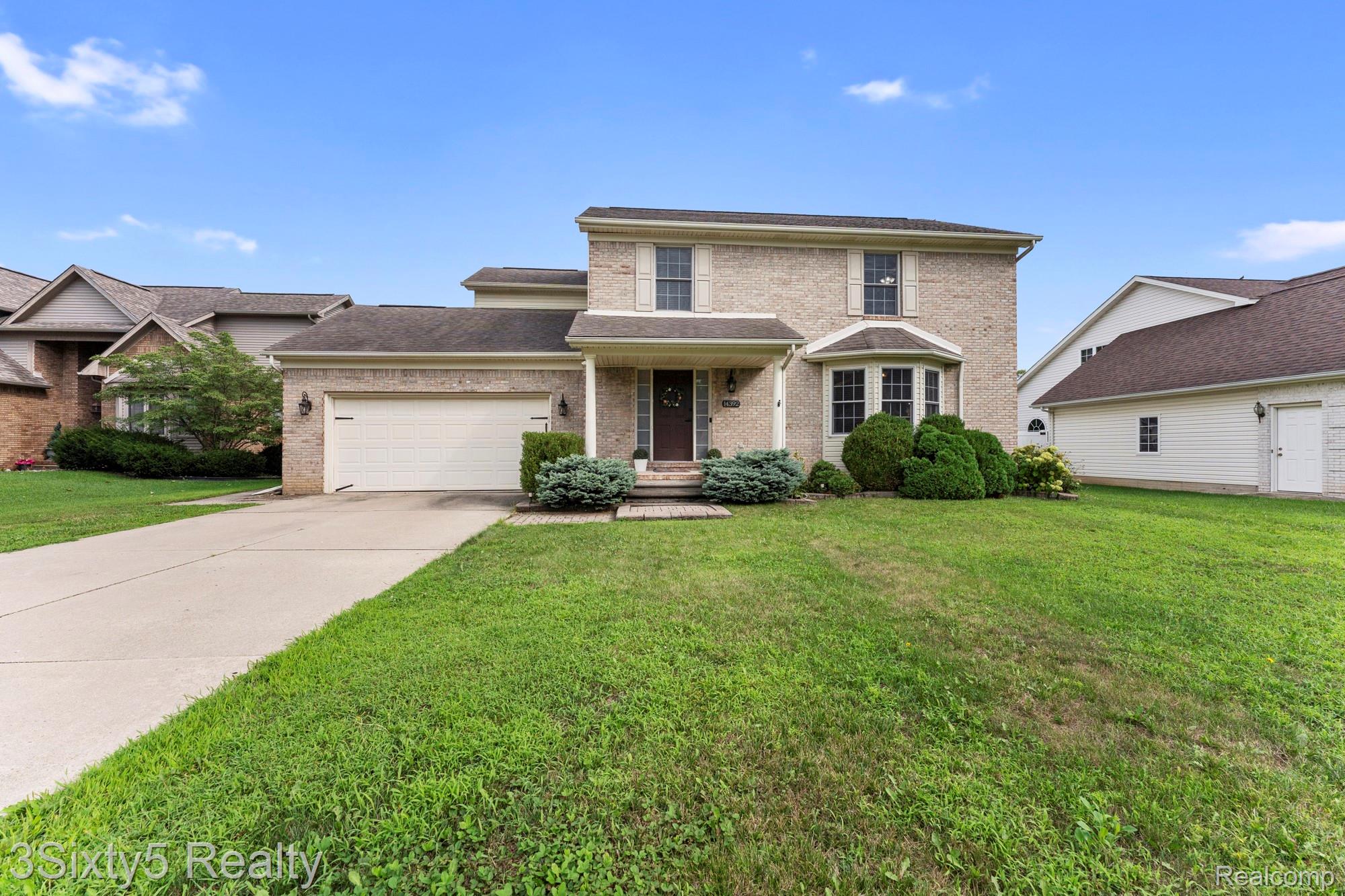 14392 Canterbury Lane Property Photo 1