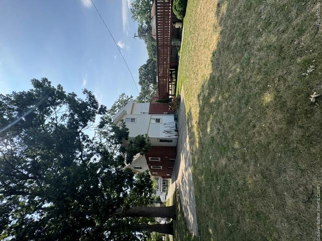 18647 Robert Street Property Photo 5