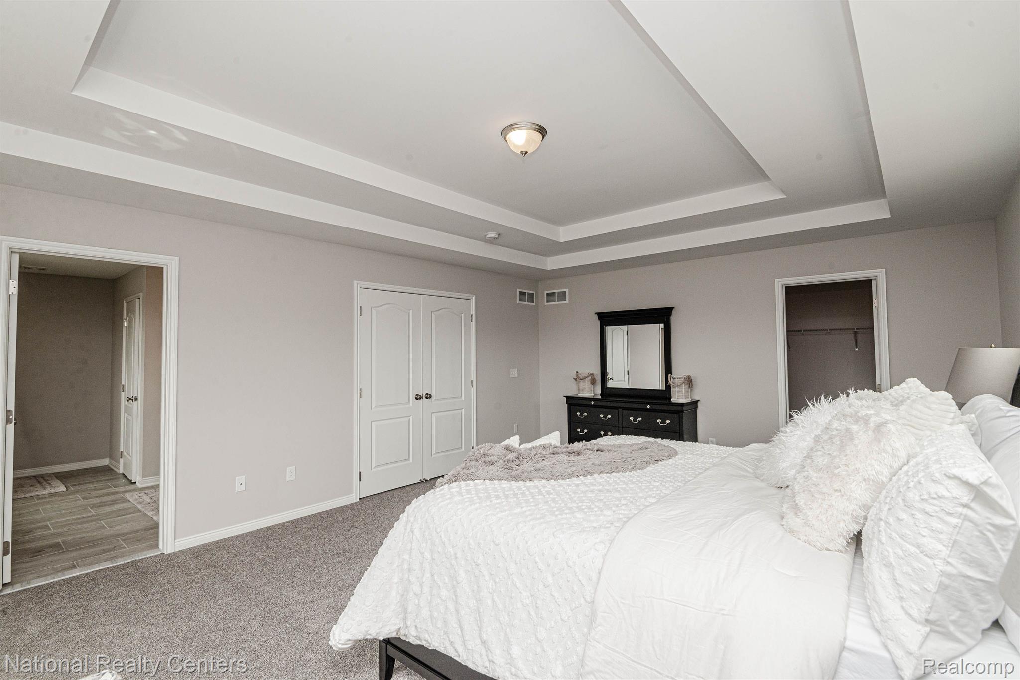 8005 Birkdale Court Property Photo 29