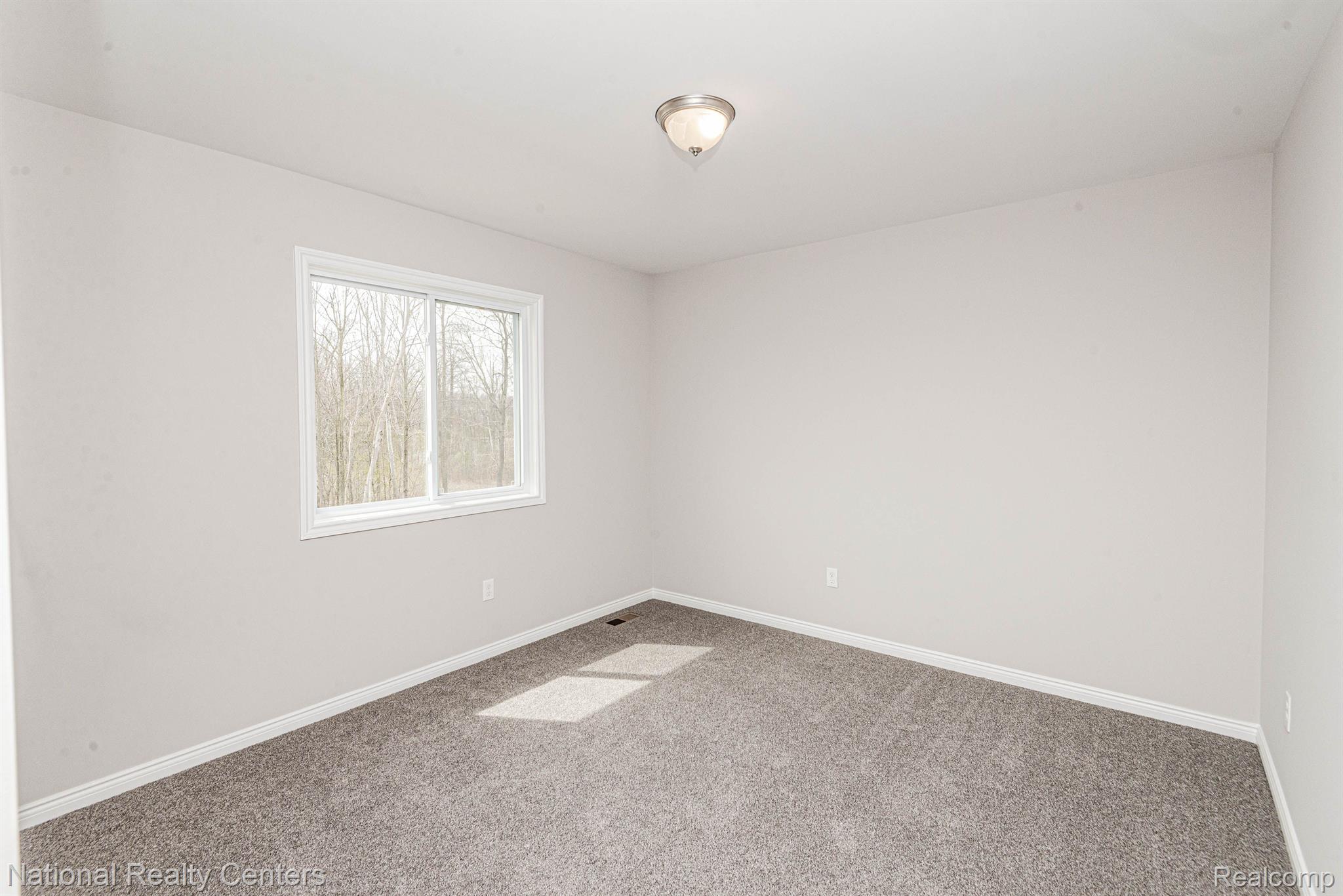 8005 Birkdale Court Property Photo 37