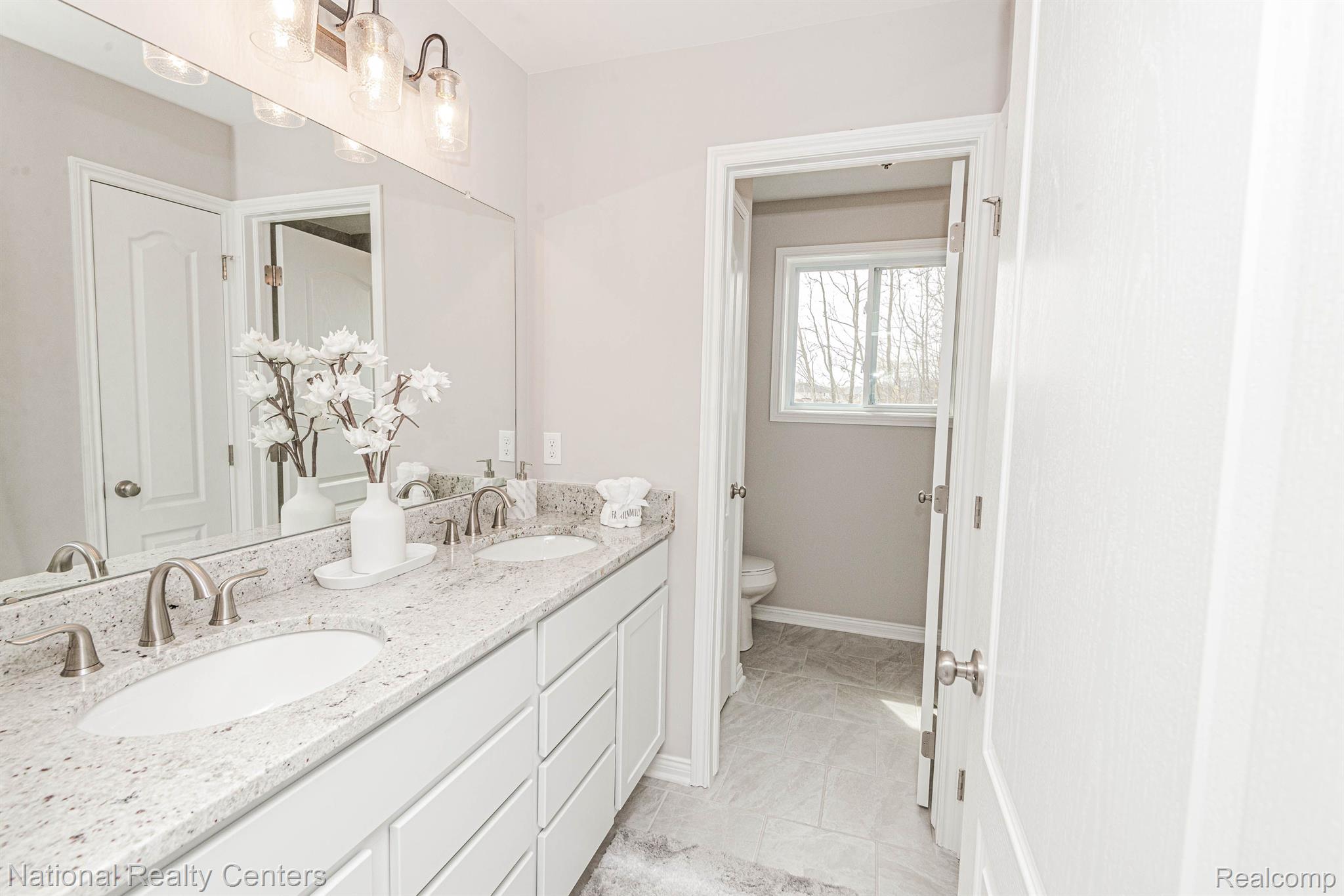 8005 Birkdale Court Property Photo 40