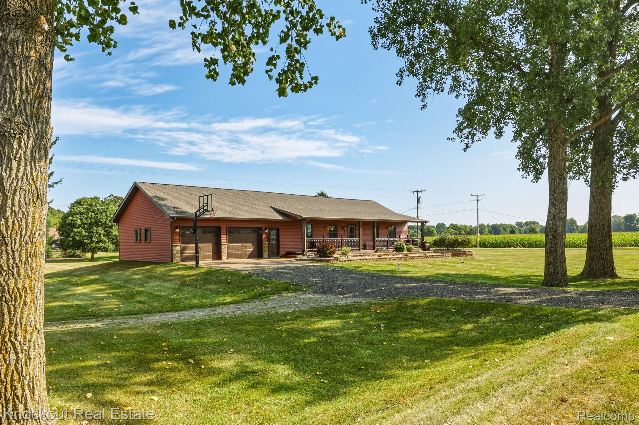 5726 Buell Road Property Photo 4
