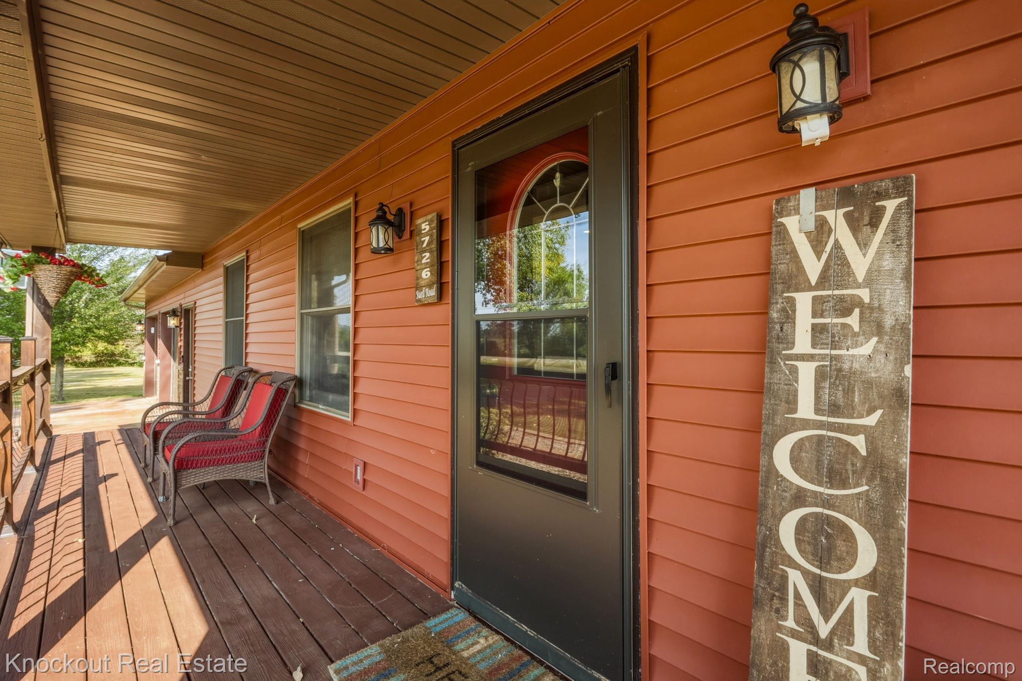 5726 Buell Road Property Photo 8