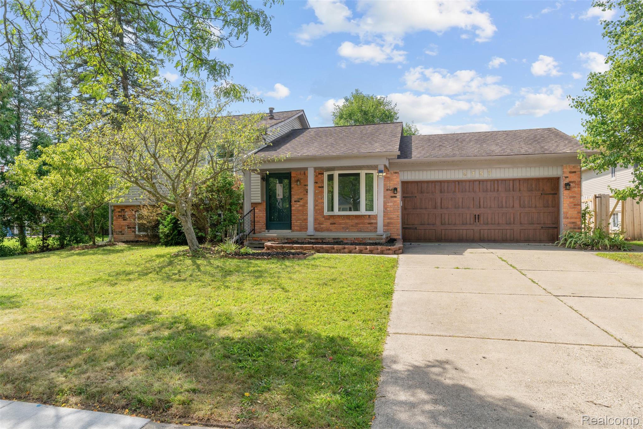 3757 Oxley Drive Property Photo 1