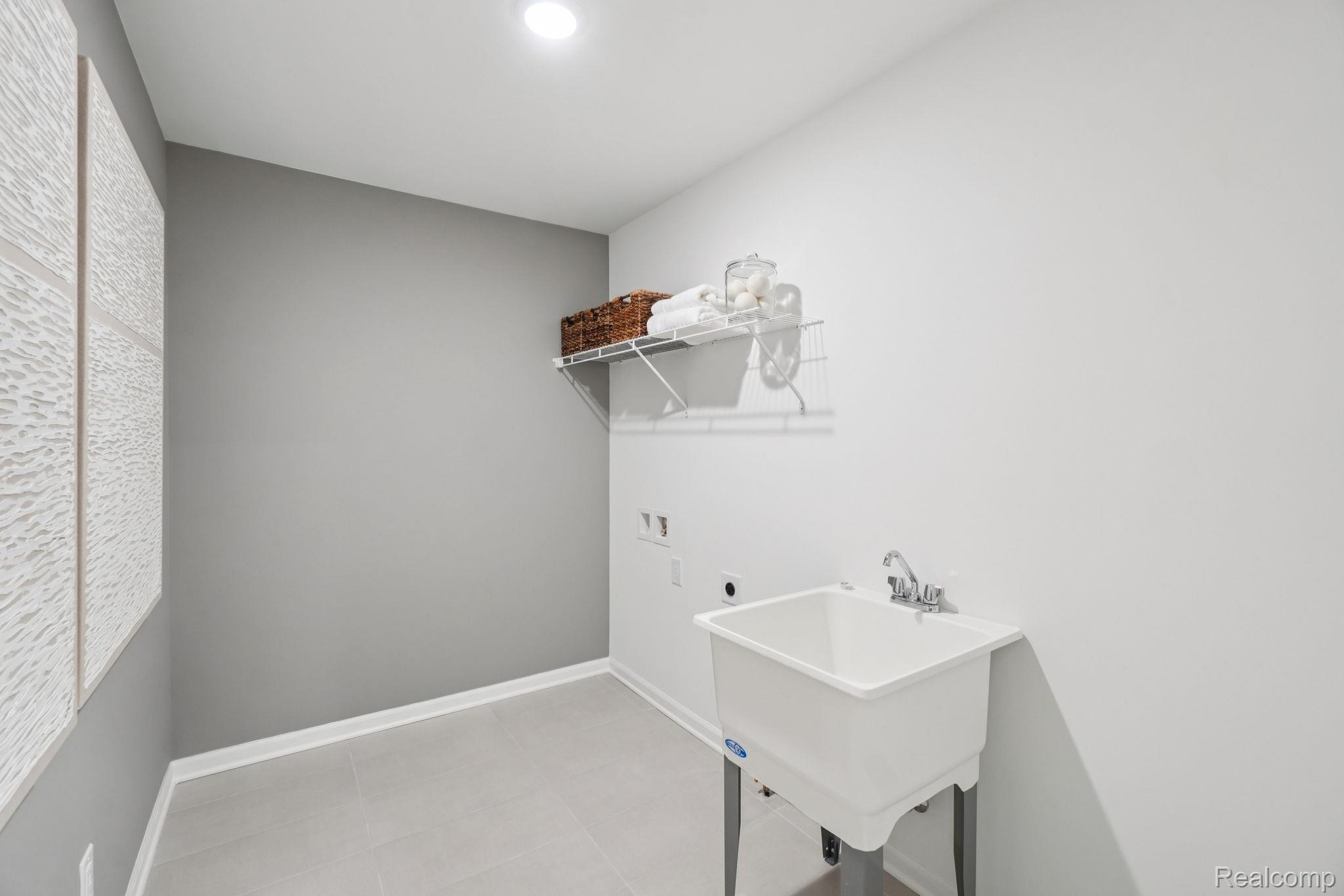 314 Lantana Drive Property Photo 10