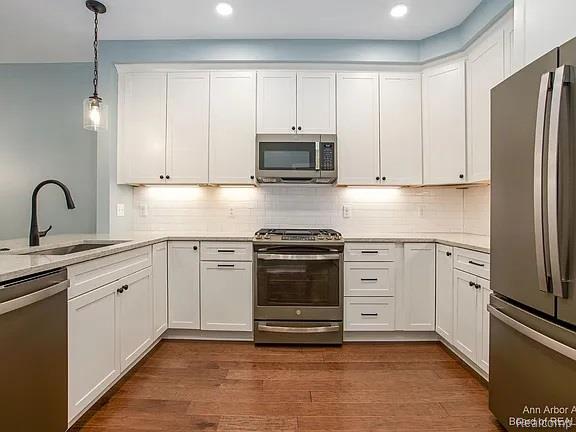 606 Boardwalk Lane Property Photo 5