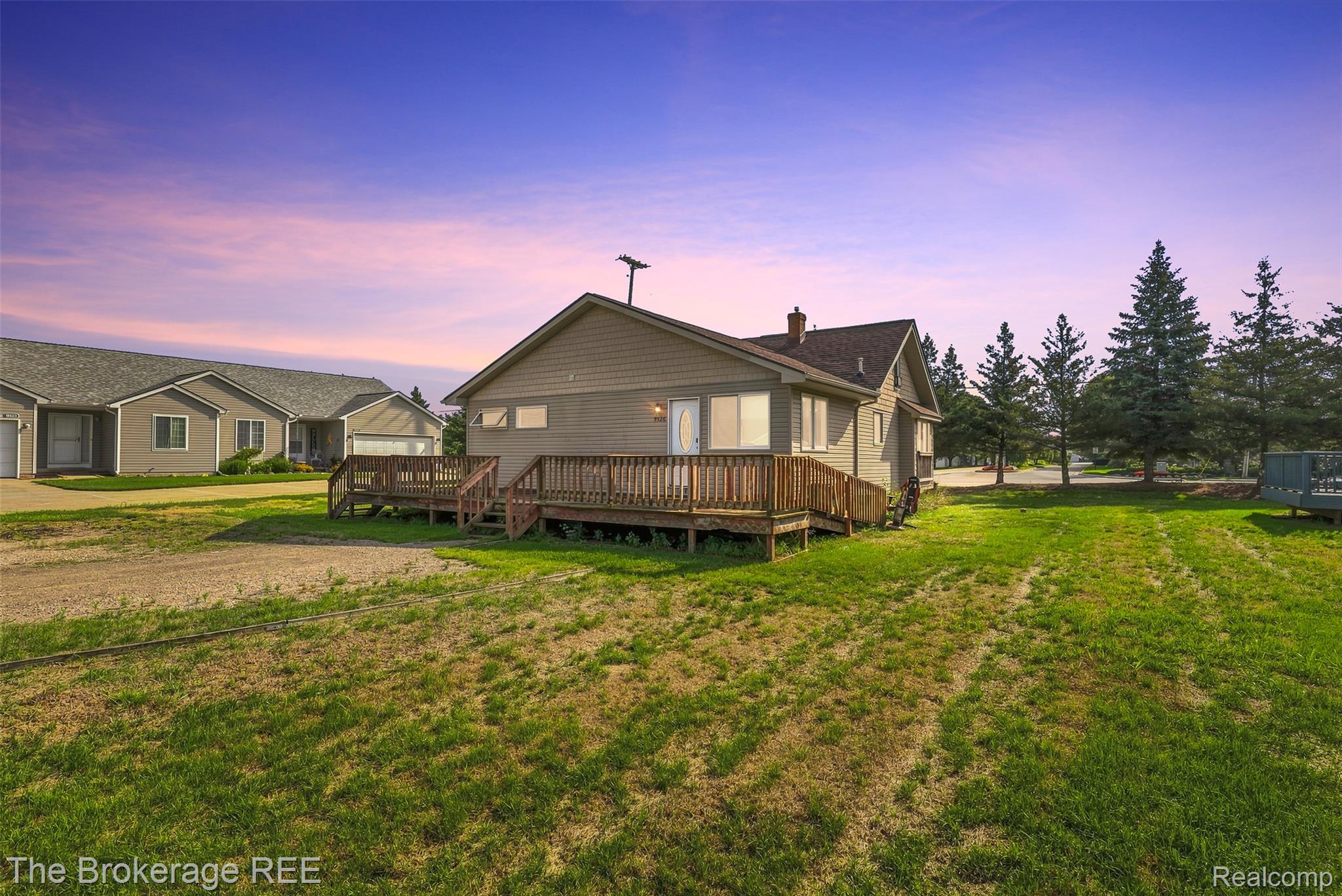 9326 Orchard Court Property Photo 1