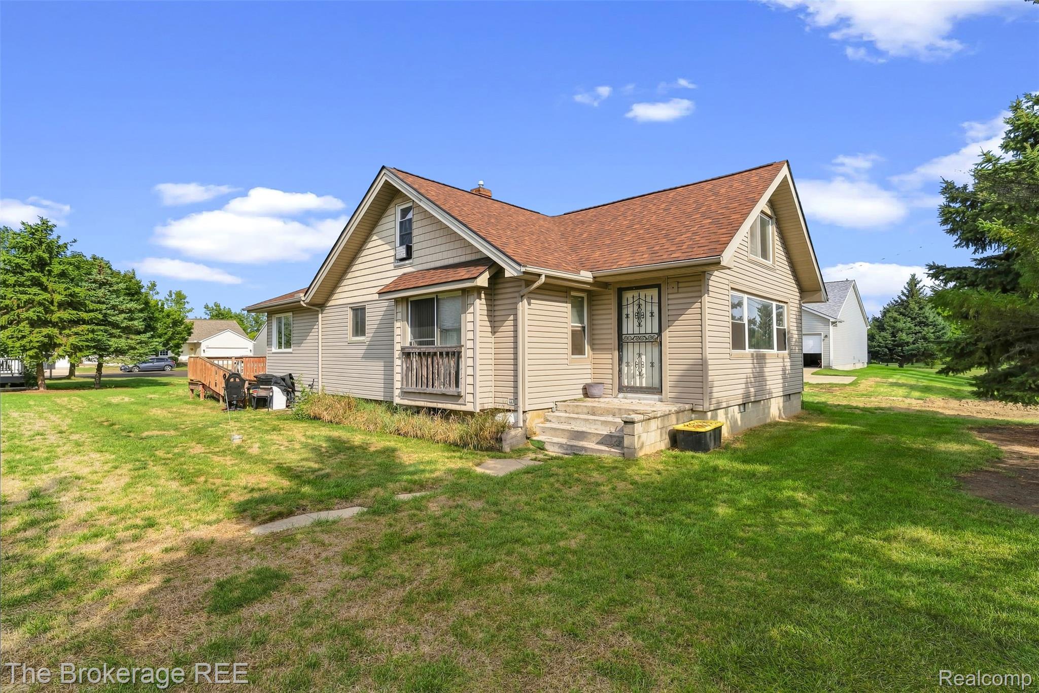 9326 Orchard Court Property Photo 5