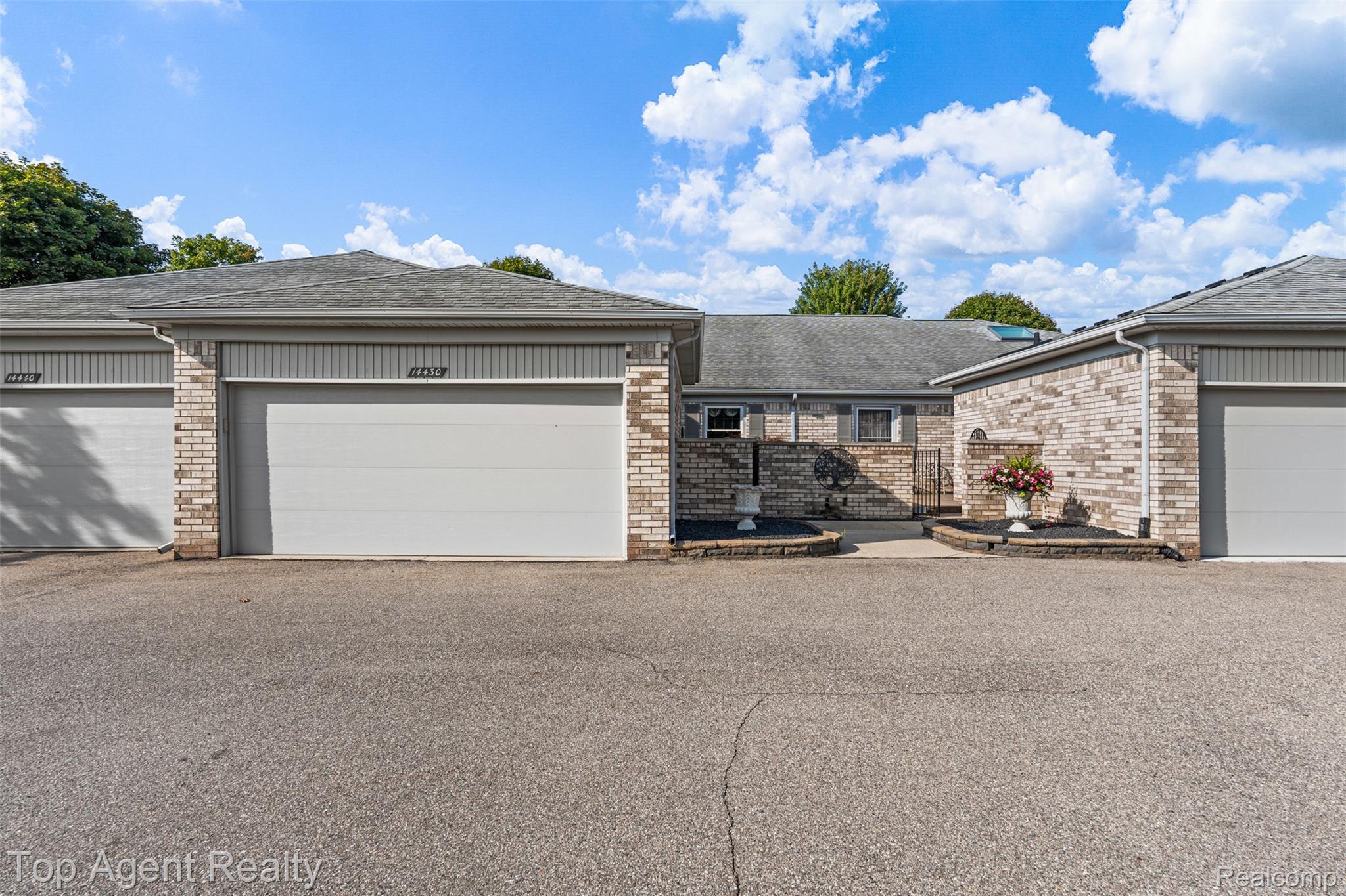 14430 Cove Creek Court Property Photo 1