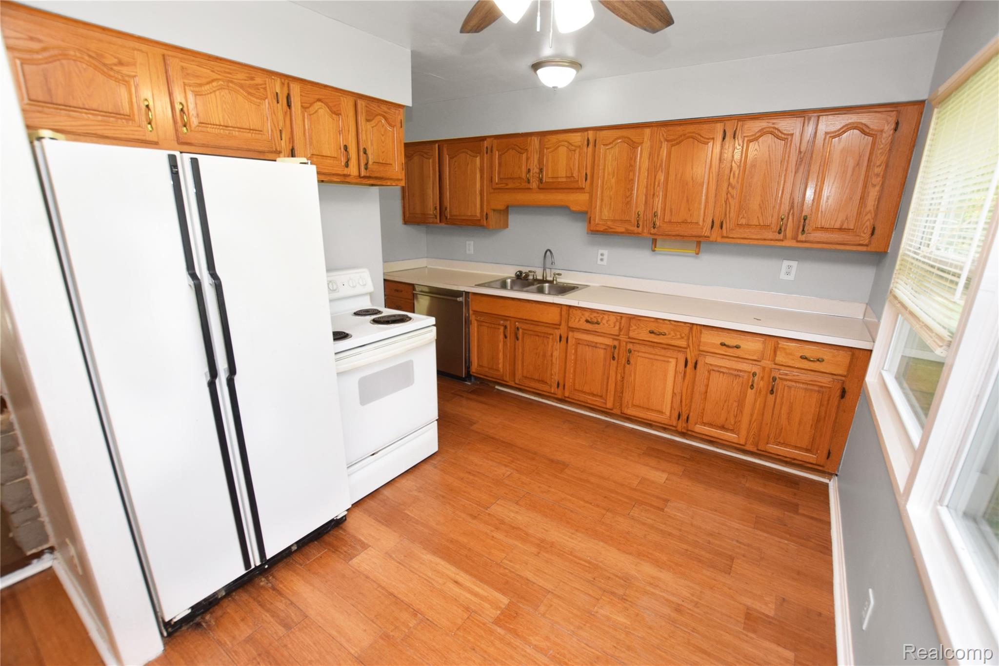 1935 Carmanbrook Parkway Property Photo 5