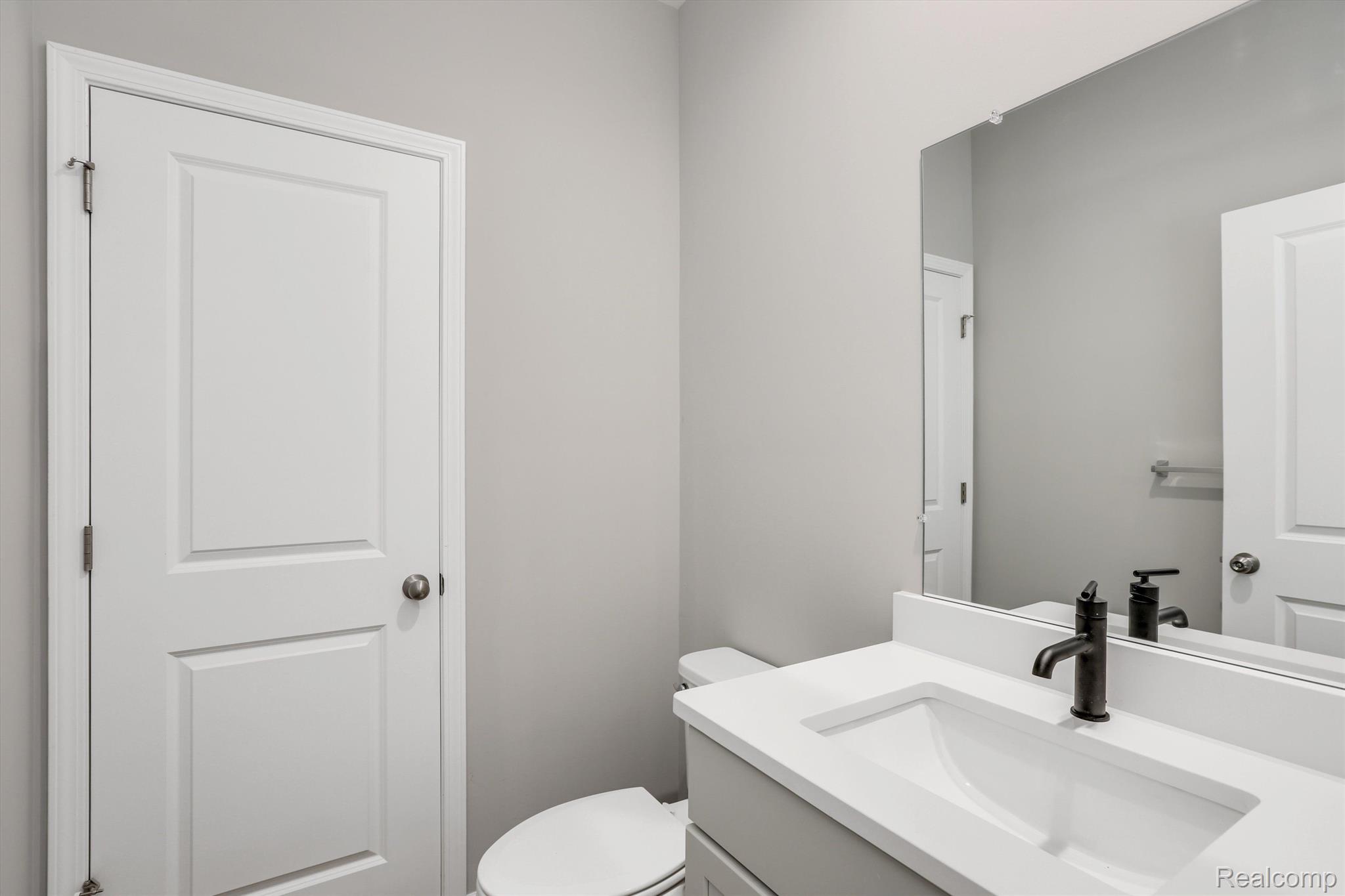 1046 Friends Drive 3 Property Photo 17