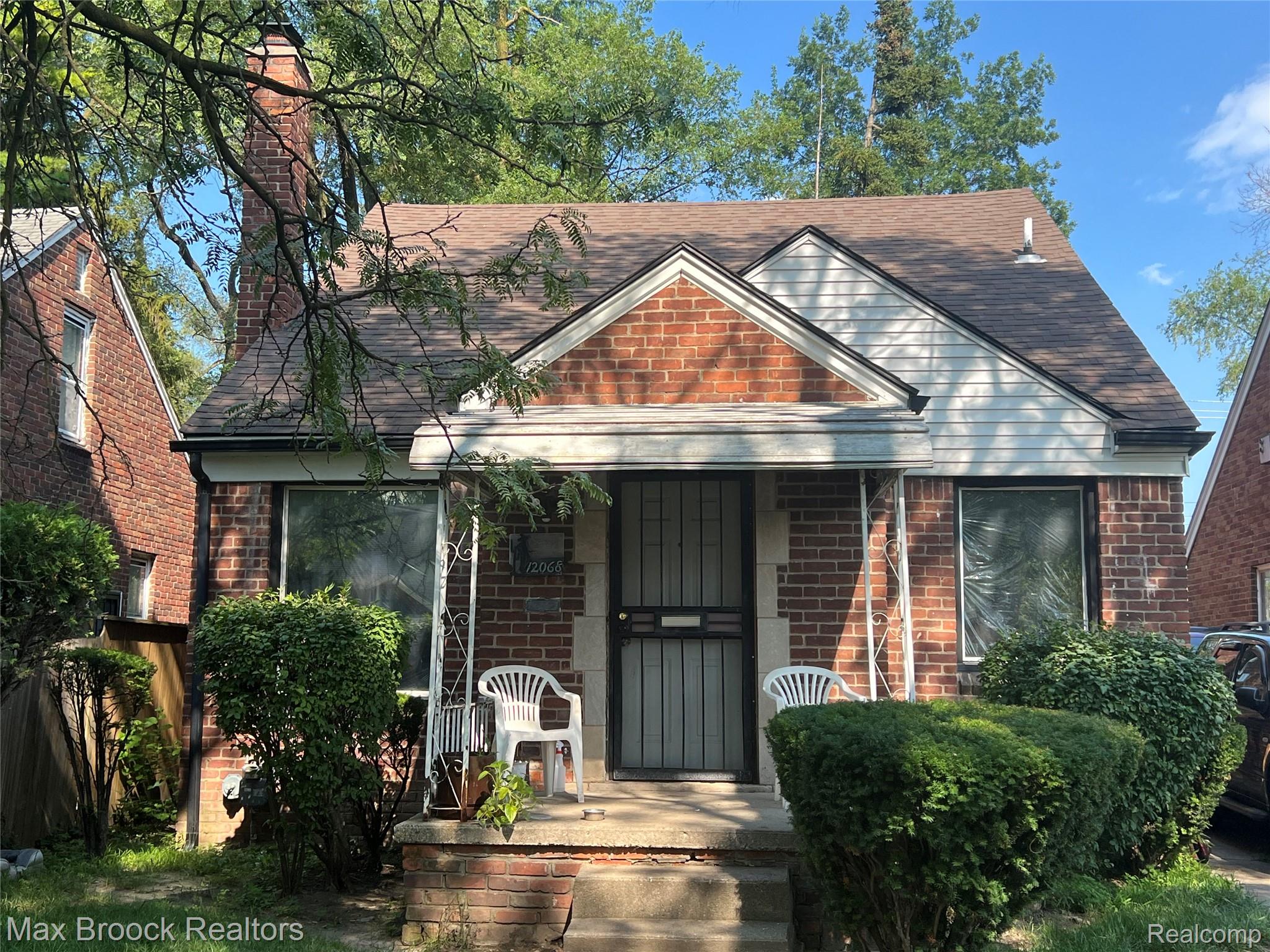12068 Rosemont Avenue Property Photo 1