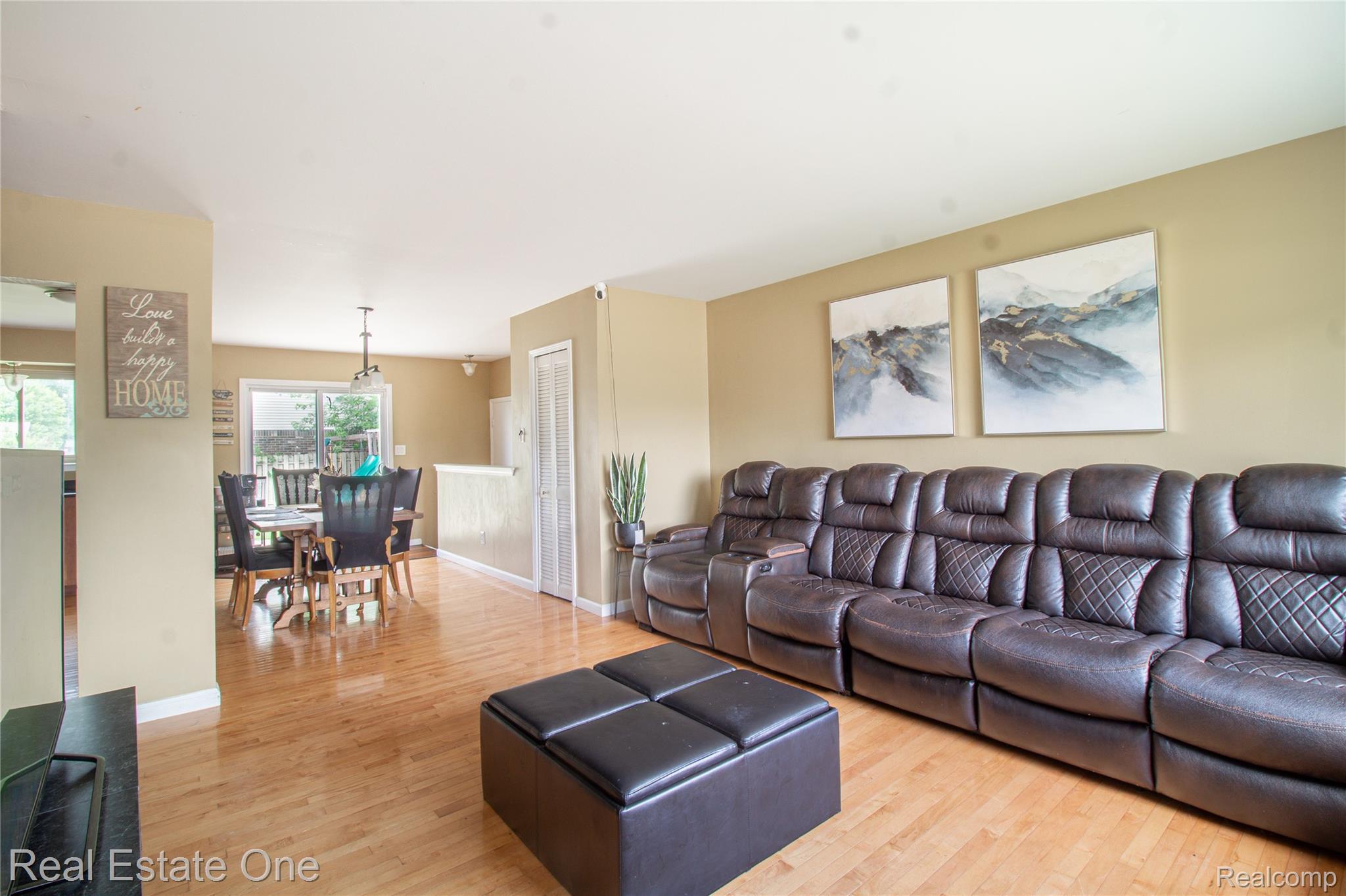 44220 Saltz Road Property Photo 4