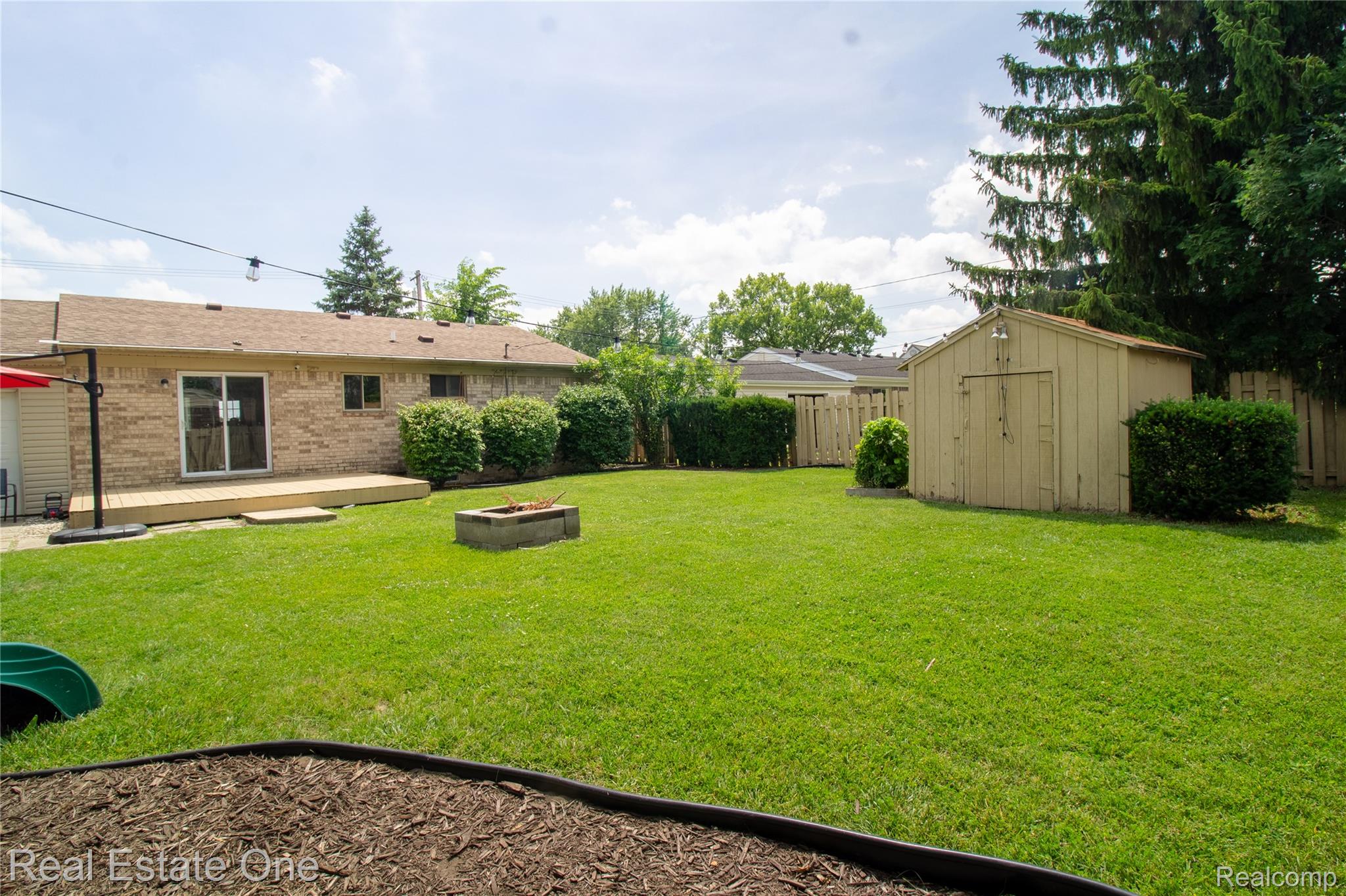 44220 Saltz Road Property Photo 22