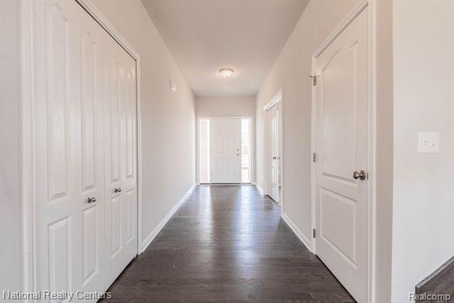 5591 Morgan Lake Drive Property Photo 2
