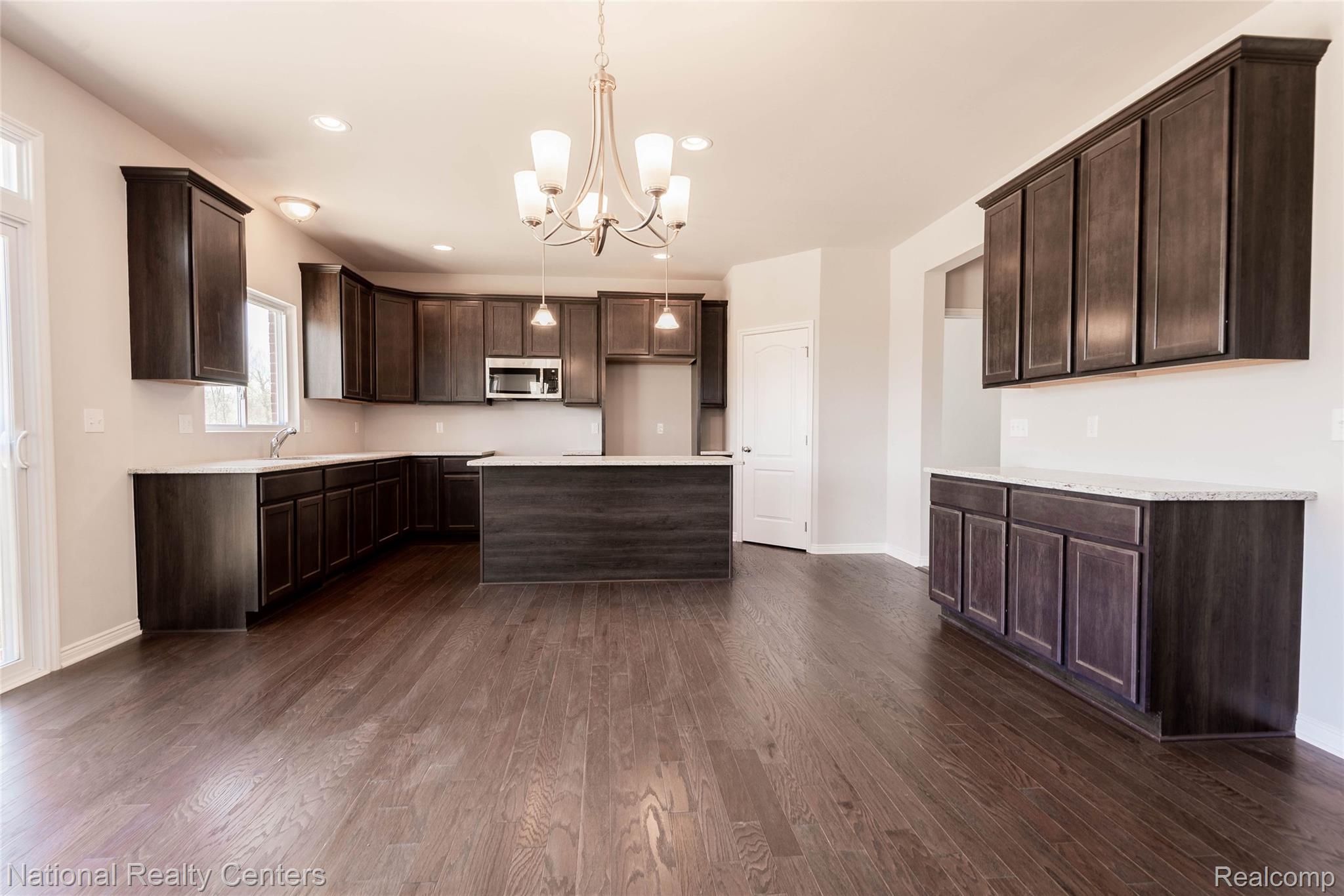 5591 Morgan Lake Drive Property Photo 6