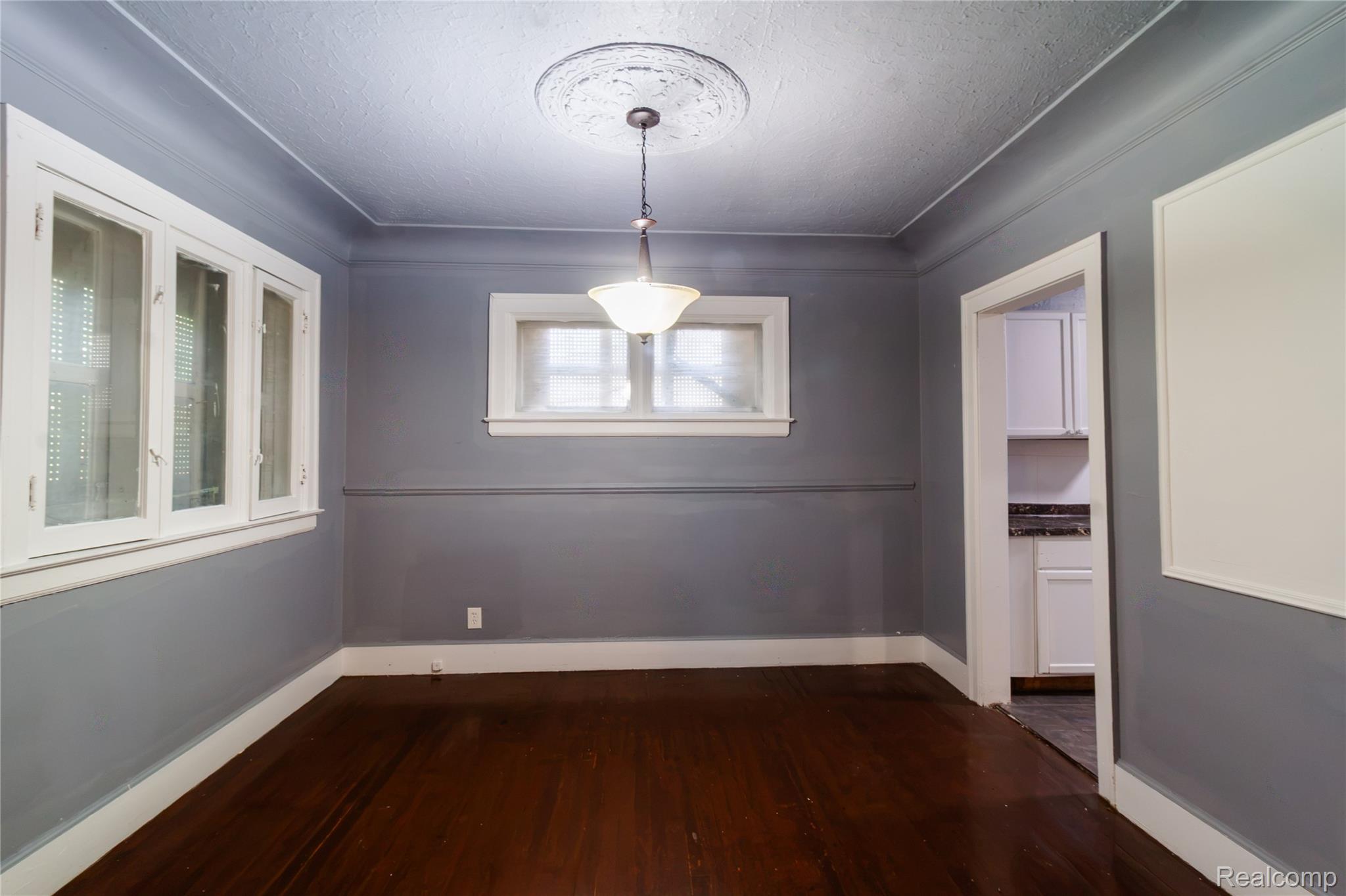 11422 Stockwell Street Property Photo 5