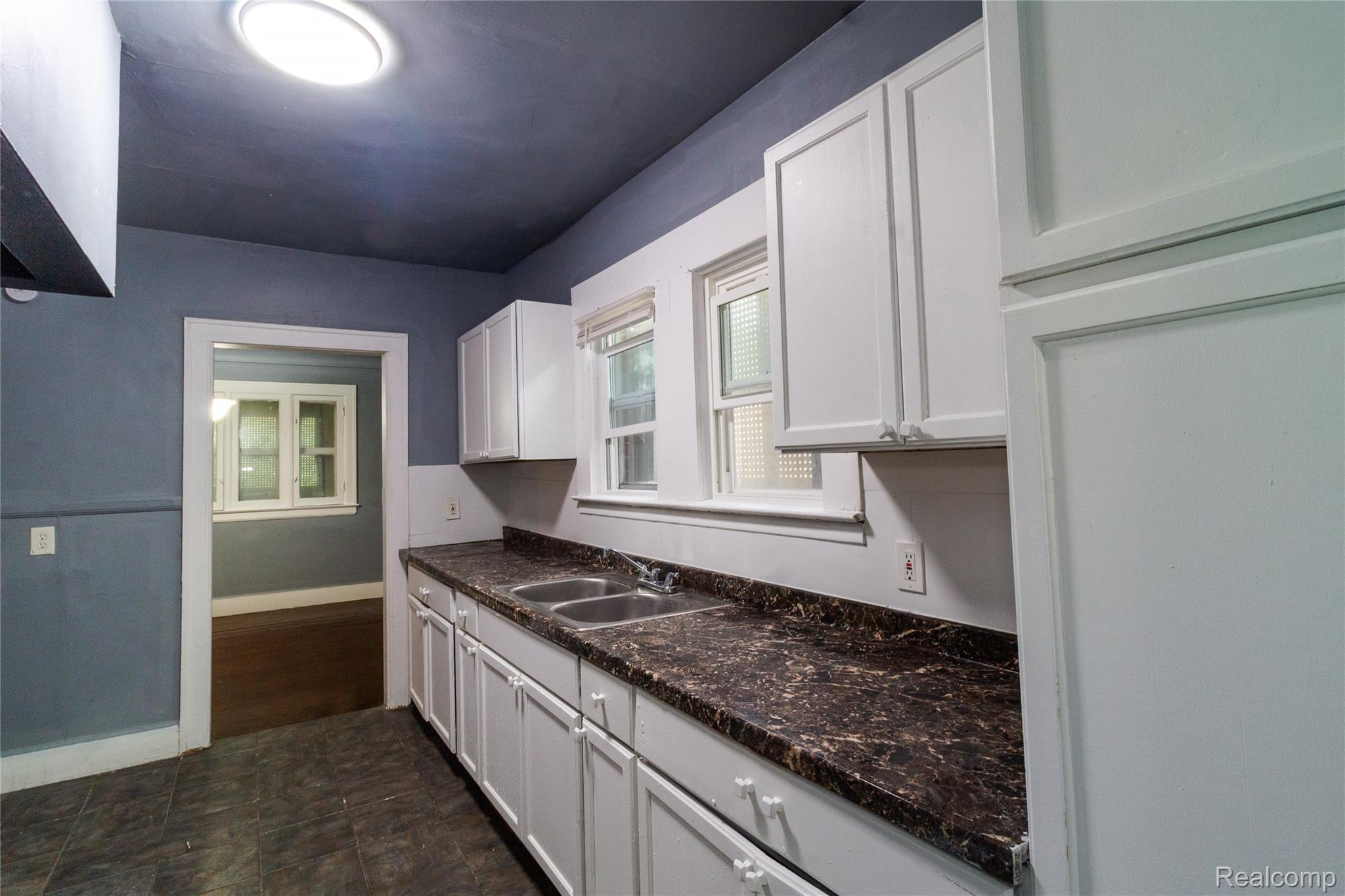 11422 Stockwell Street Property Photo 6