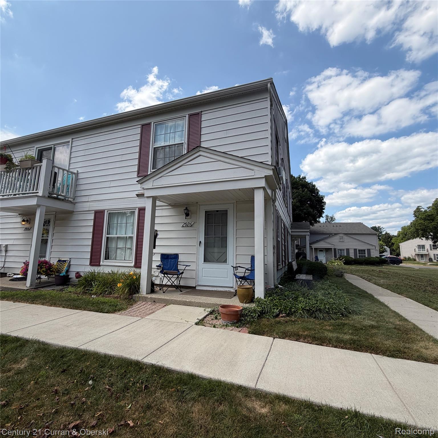 2926 Meadowbrook Court C Property Photo 1