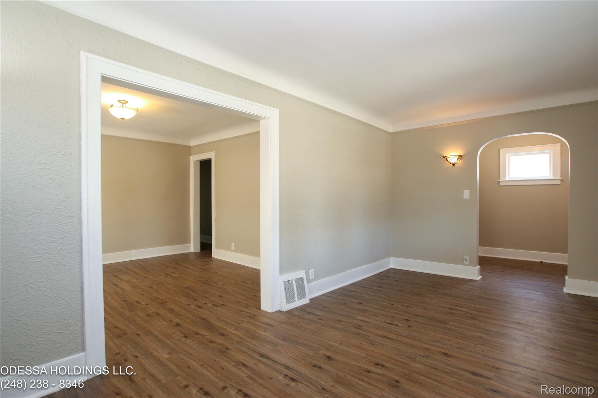 7290 Engleman Property Photo 2
