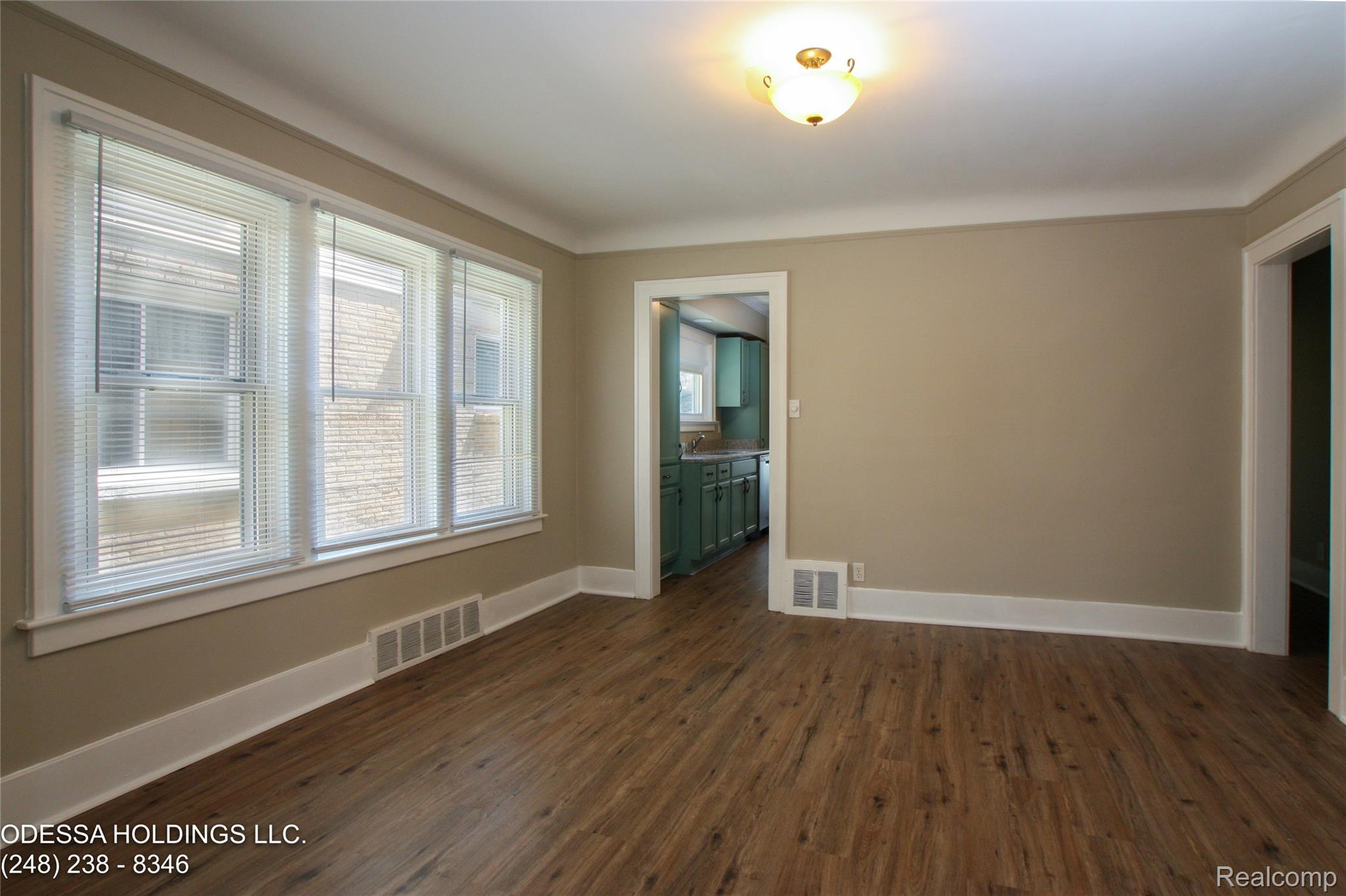 7290 Engleman Property Photo 5