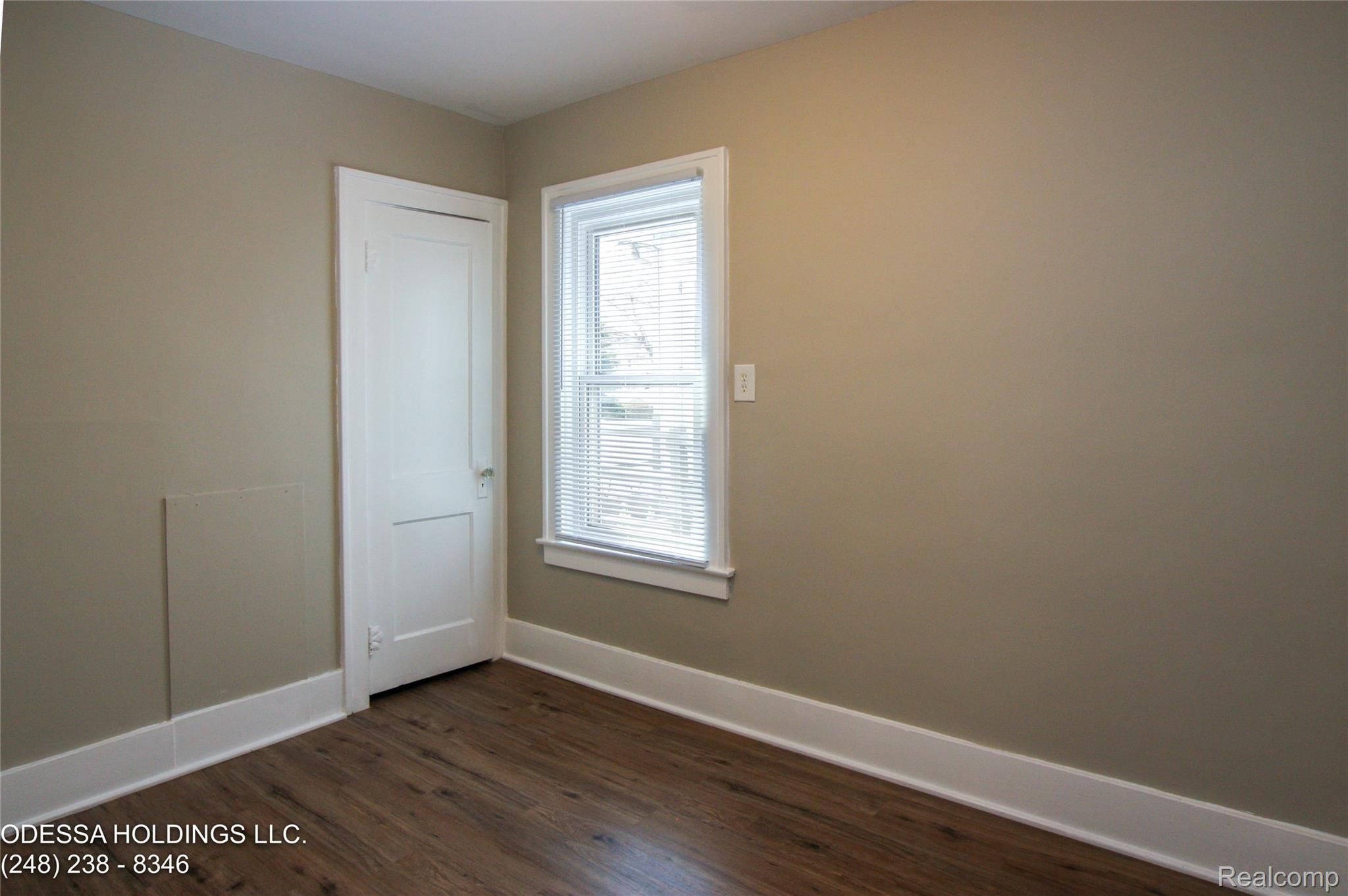 7290 Engleman Property Photo 11