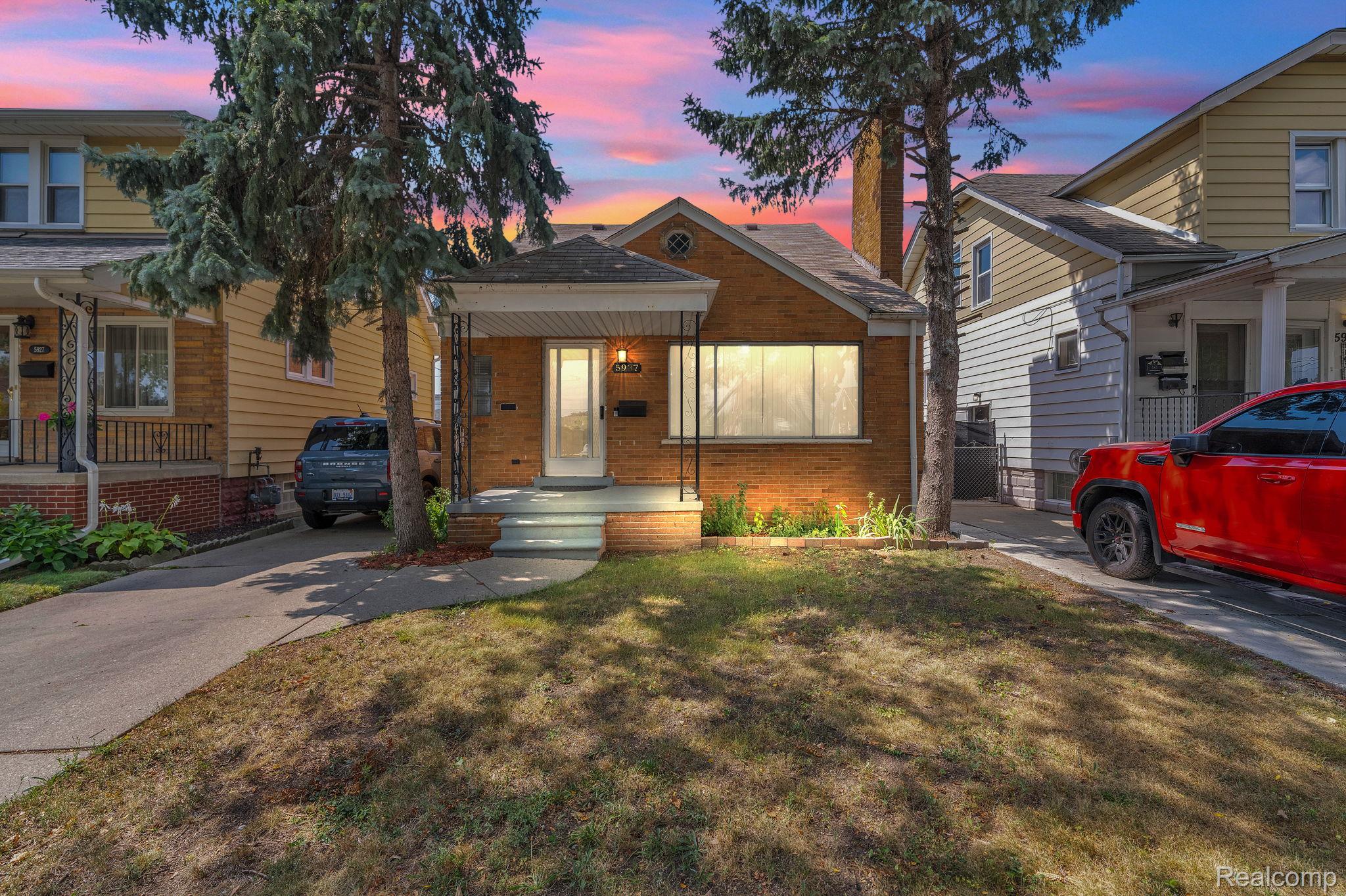 5937 Orchard Avenue Property Photo 1