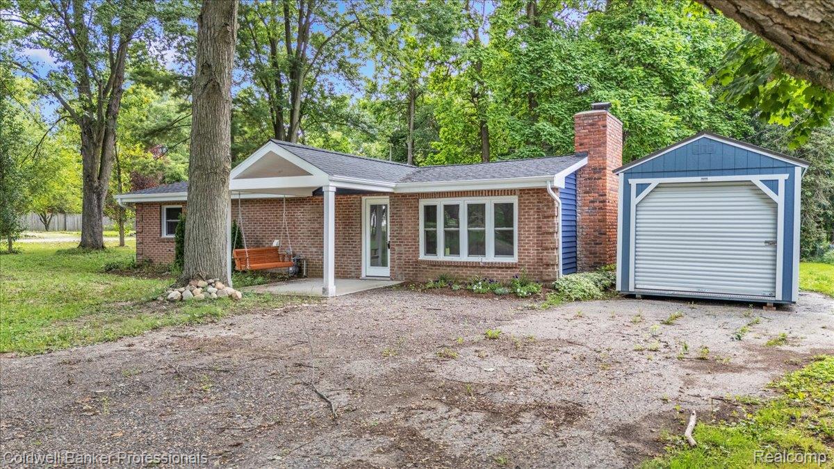 76107 Van Dyke Road Property Photo 5