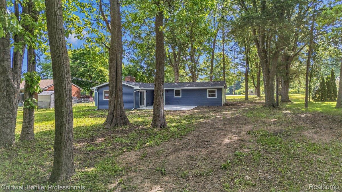 76107 Van Dyke Road Property Photo 7