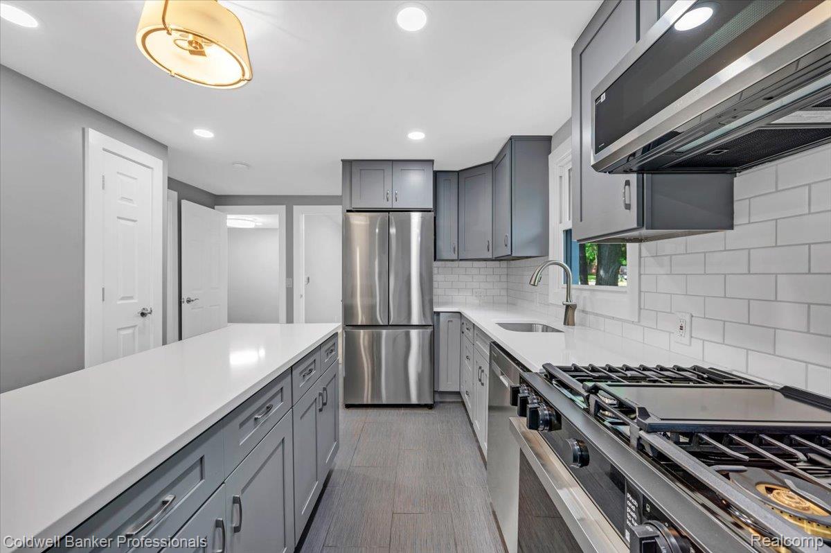 76107 Van Dyke Road Property Photo 19