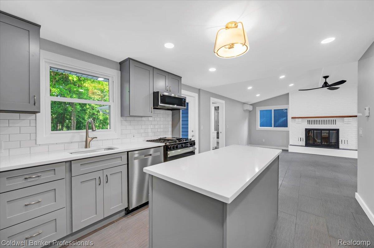 76107 Van Dyke Road Property Photo 20