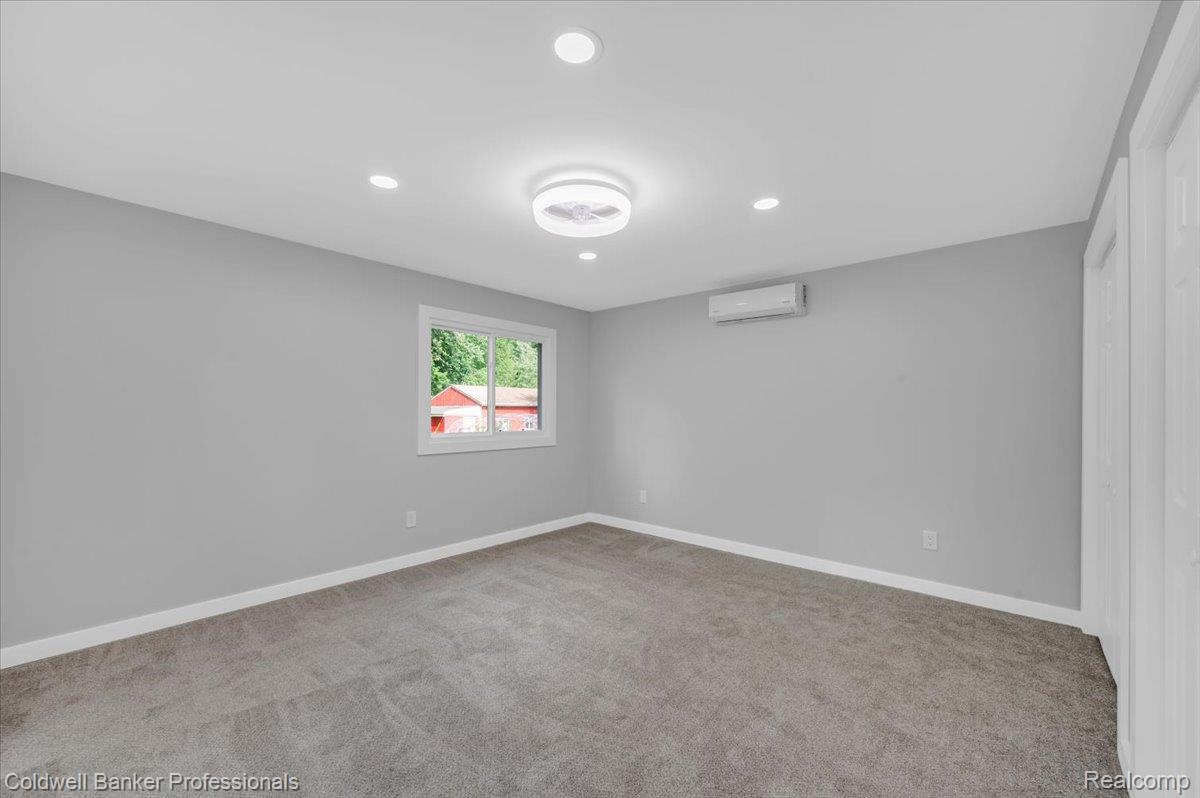76107 Van Dyke Road Property Photo 25