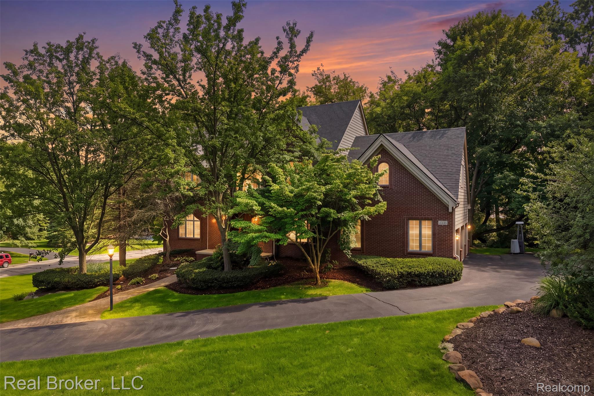 5380 Fieldstone Court Property Photo 1