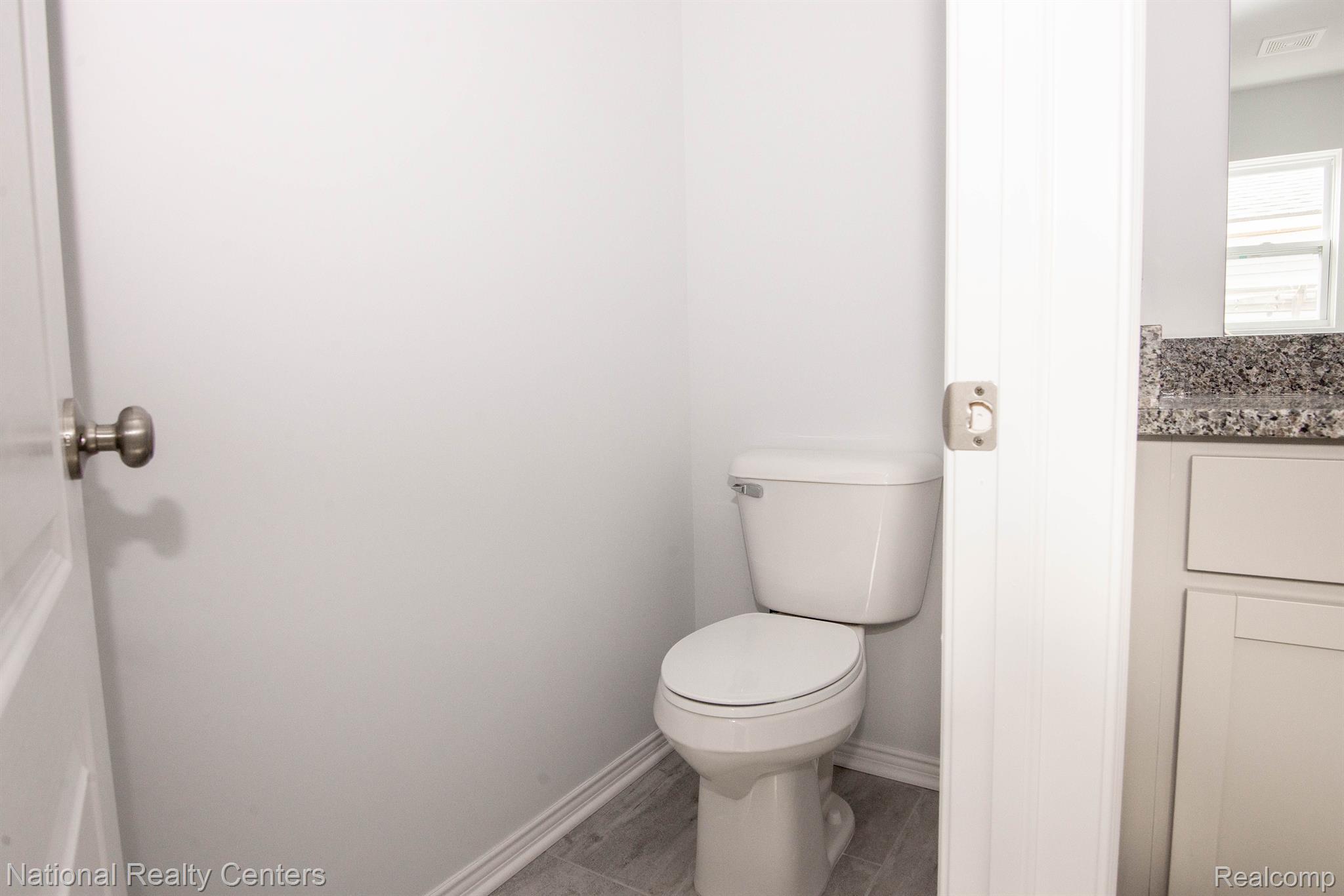 5587 Morgan Lake Drive Property Photo 24
