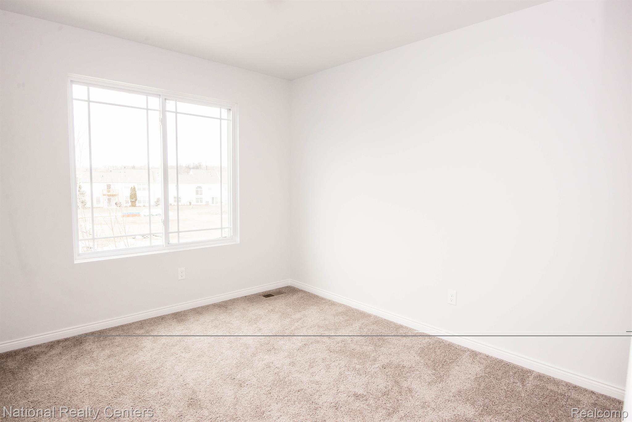 5587 Morgan Lake Drive Property Photo 25
