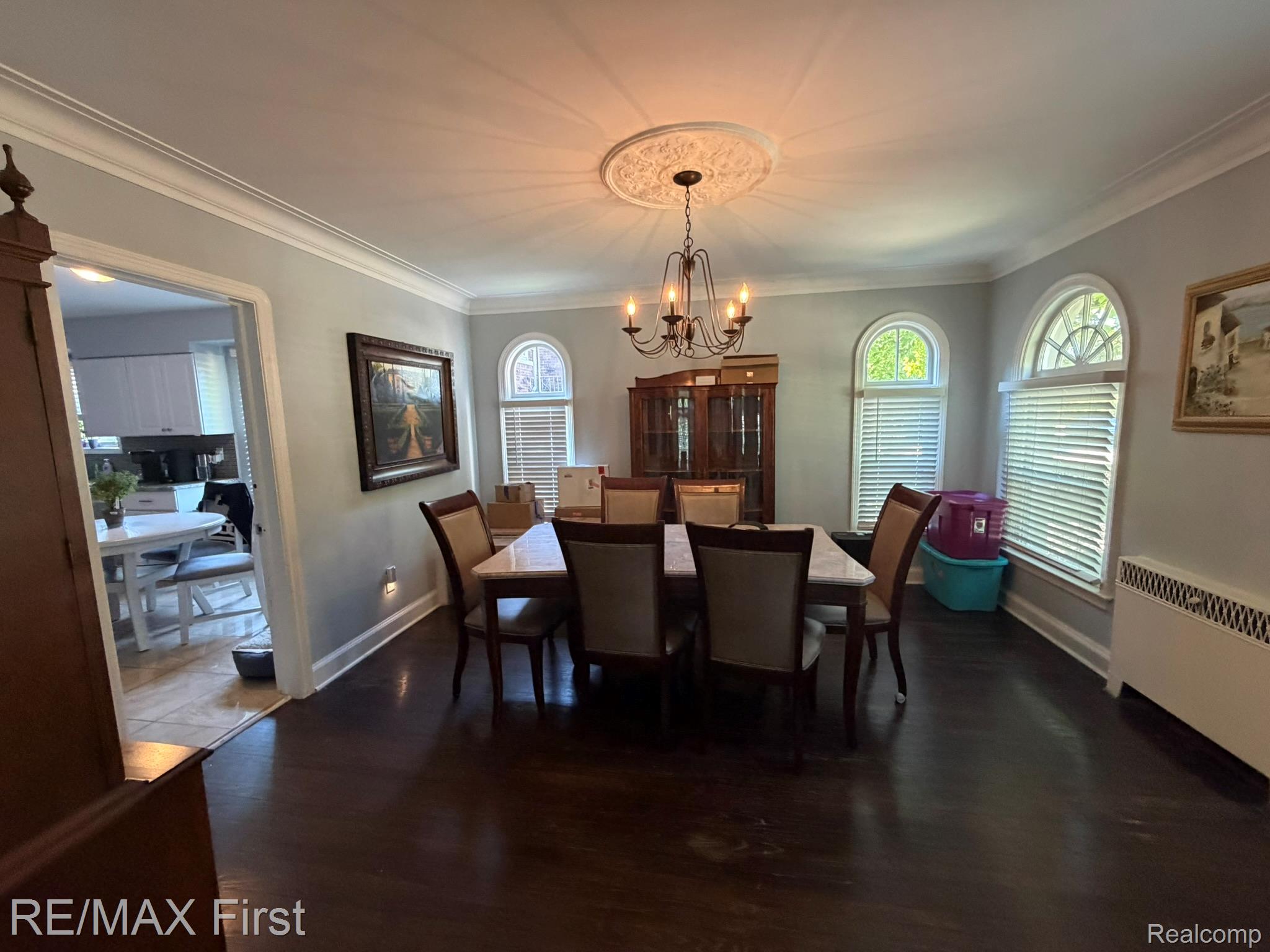 1349 Devonshire Road Property Photo 6