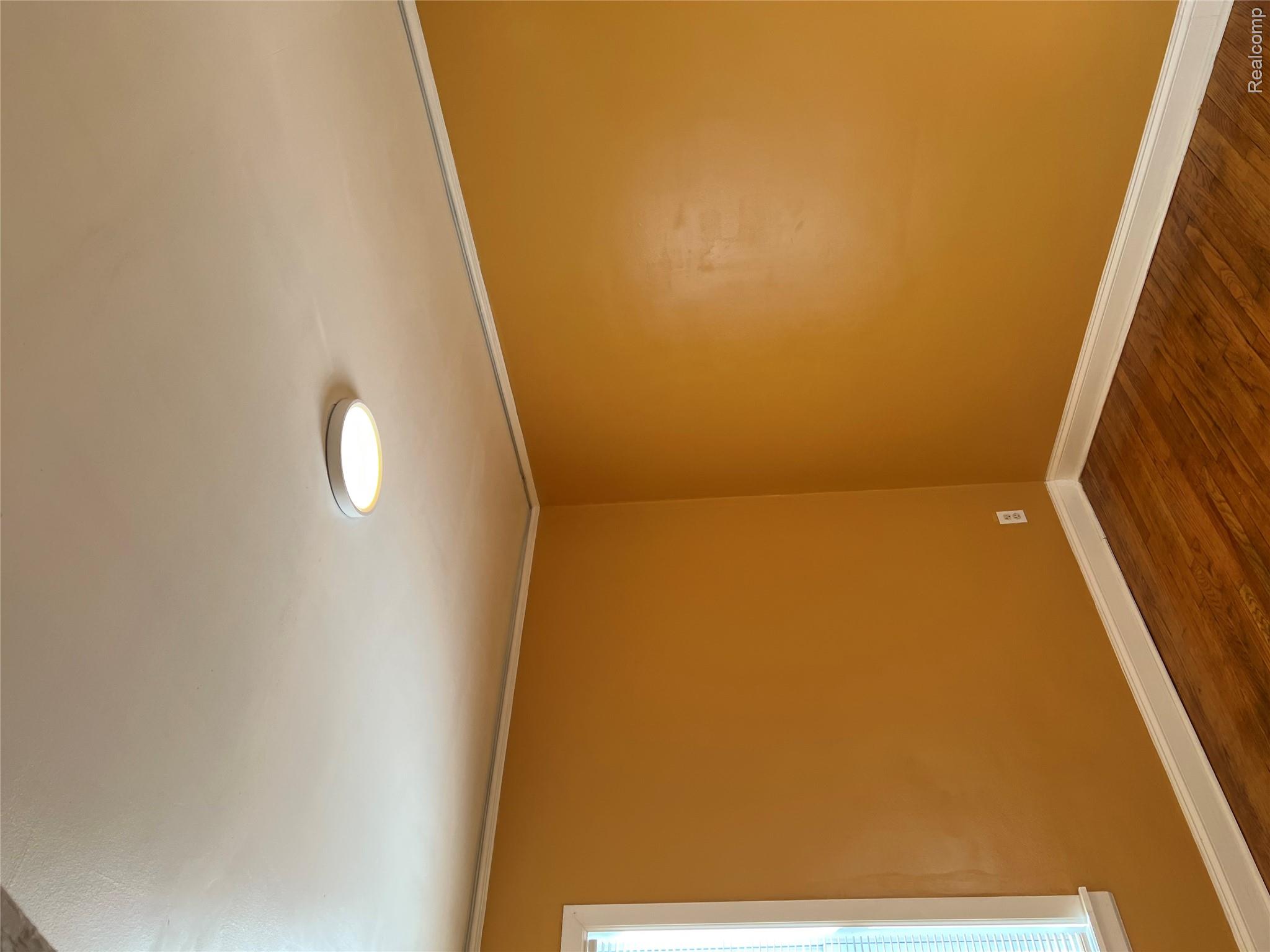 15231 Evanston Street Property Photo 23