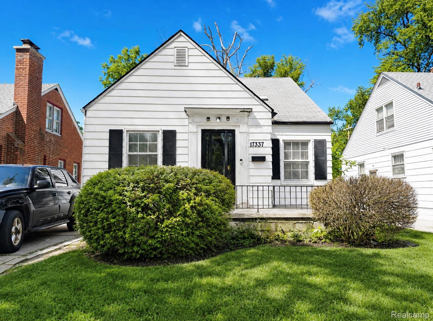 17337 Patton Street Property Photo 1