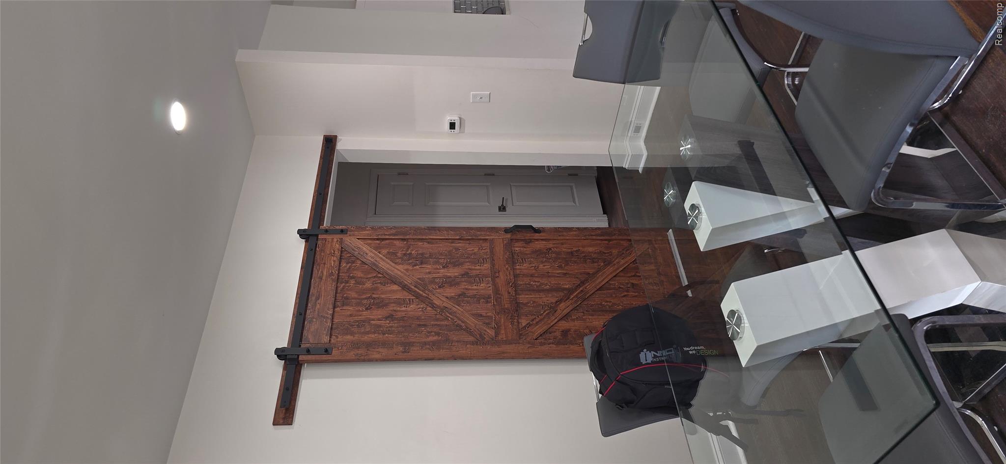 1026 Drexel Street Property Photo 16