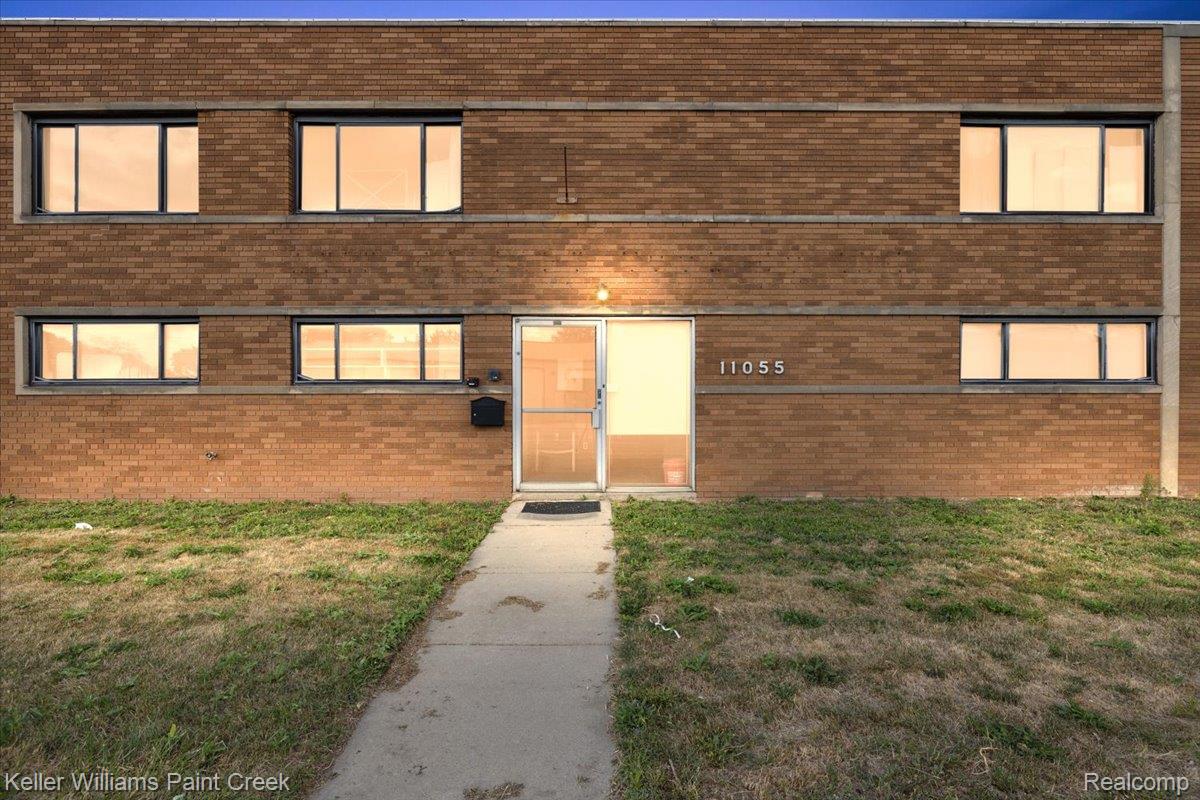 11047 And 11085 E 9 Mile Road Property Photo 1