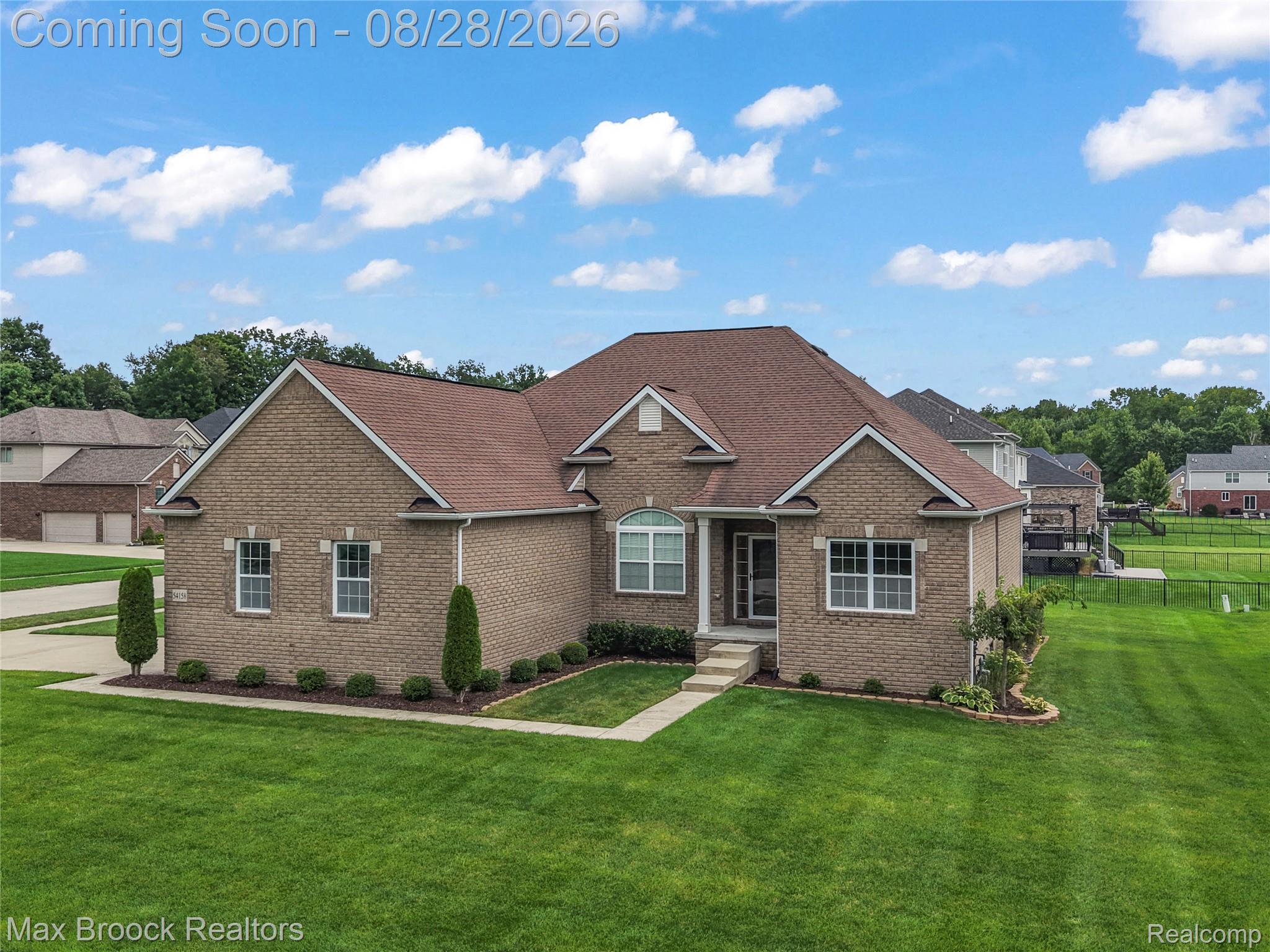 54158 Mar Lake Drive Property Photo 1