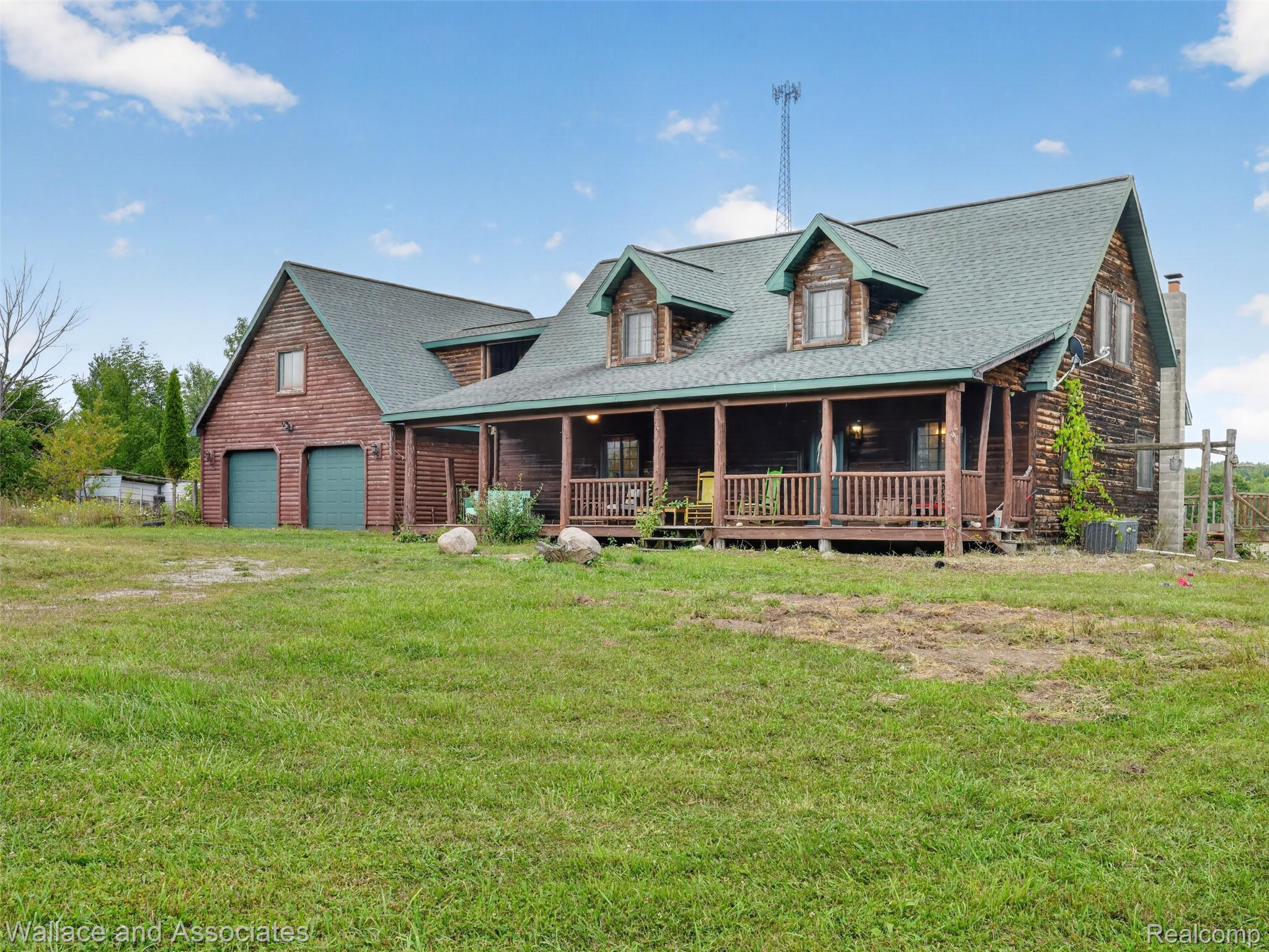 4843 Bamfield Road Property Photo 3
