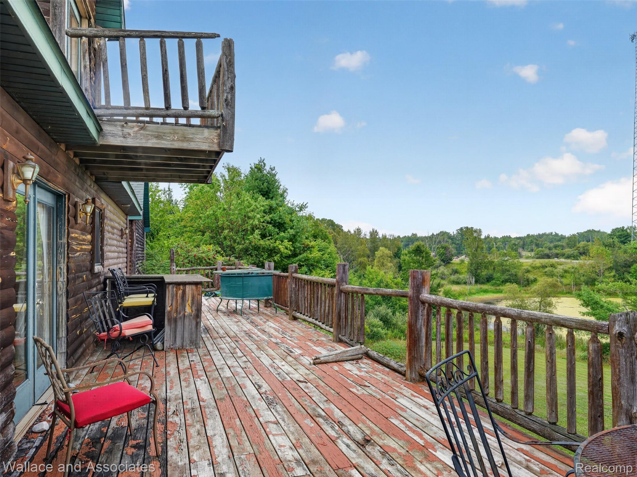 4843 Bamfield Road Property Photo 7