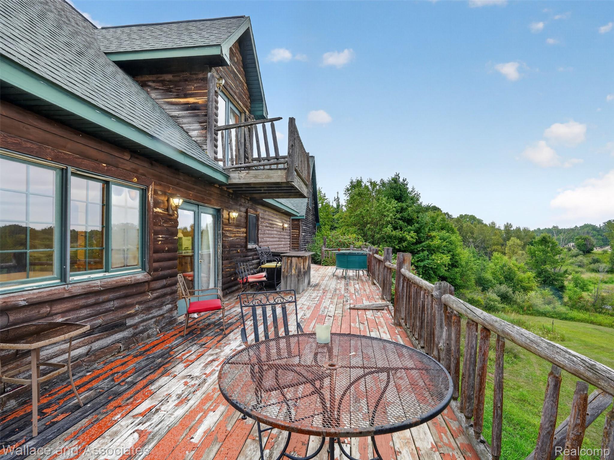 4843 Bamfield Road Property Photo 9