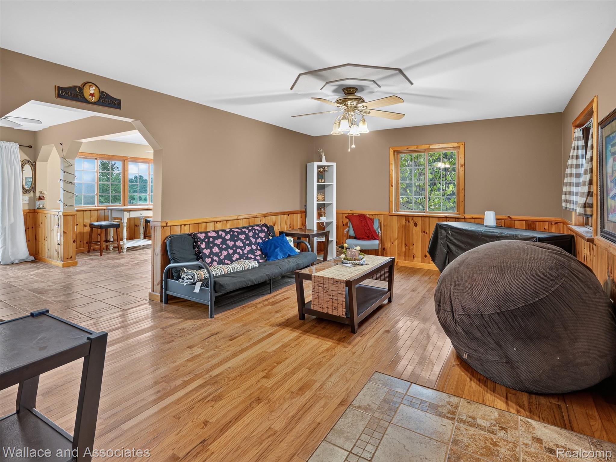 4843 Bamfield Road Property Photo 15