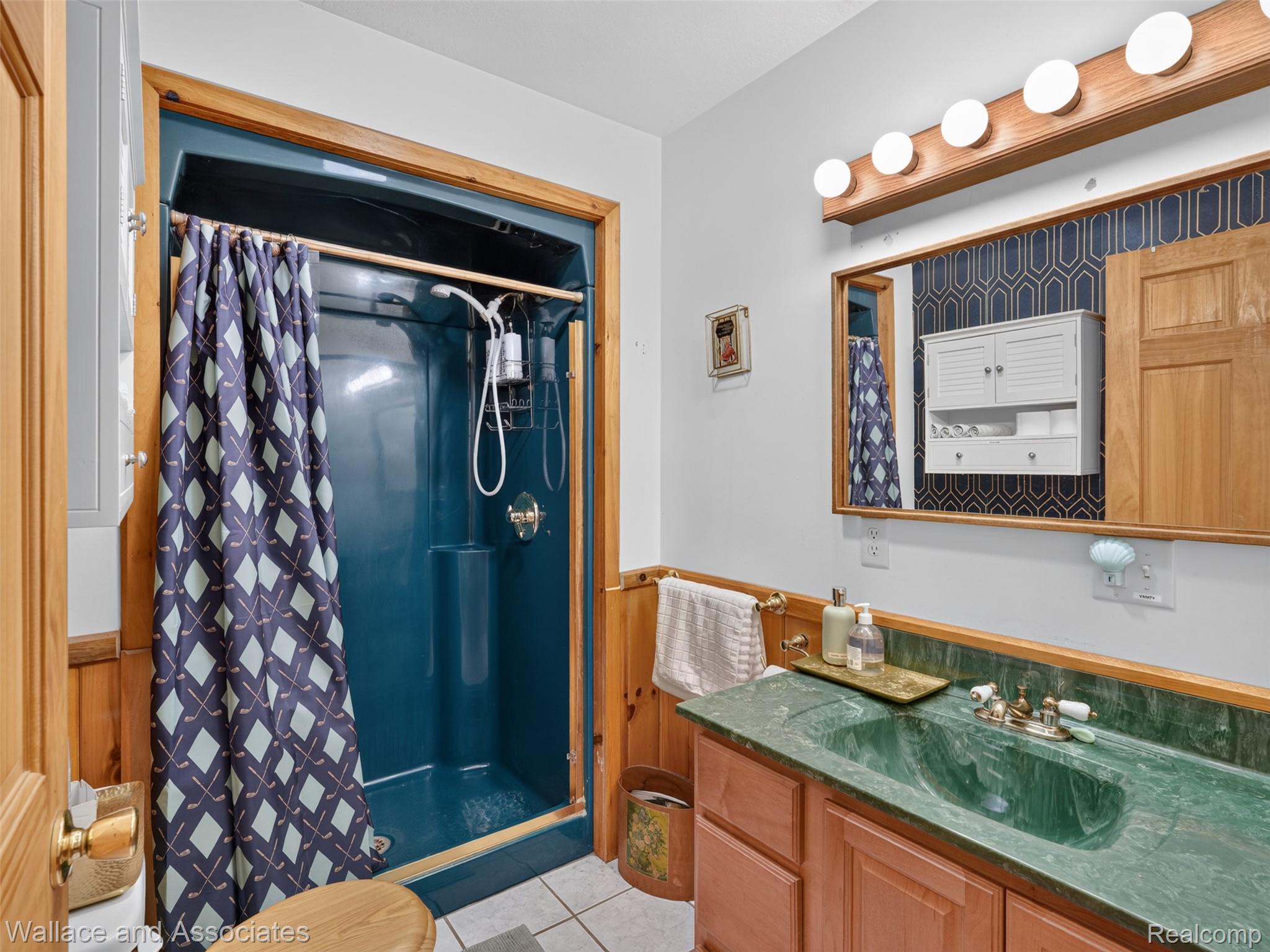 4843 Bamfield Road Property Photo 26