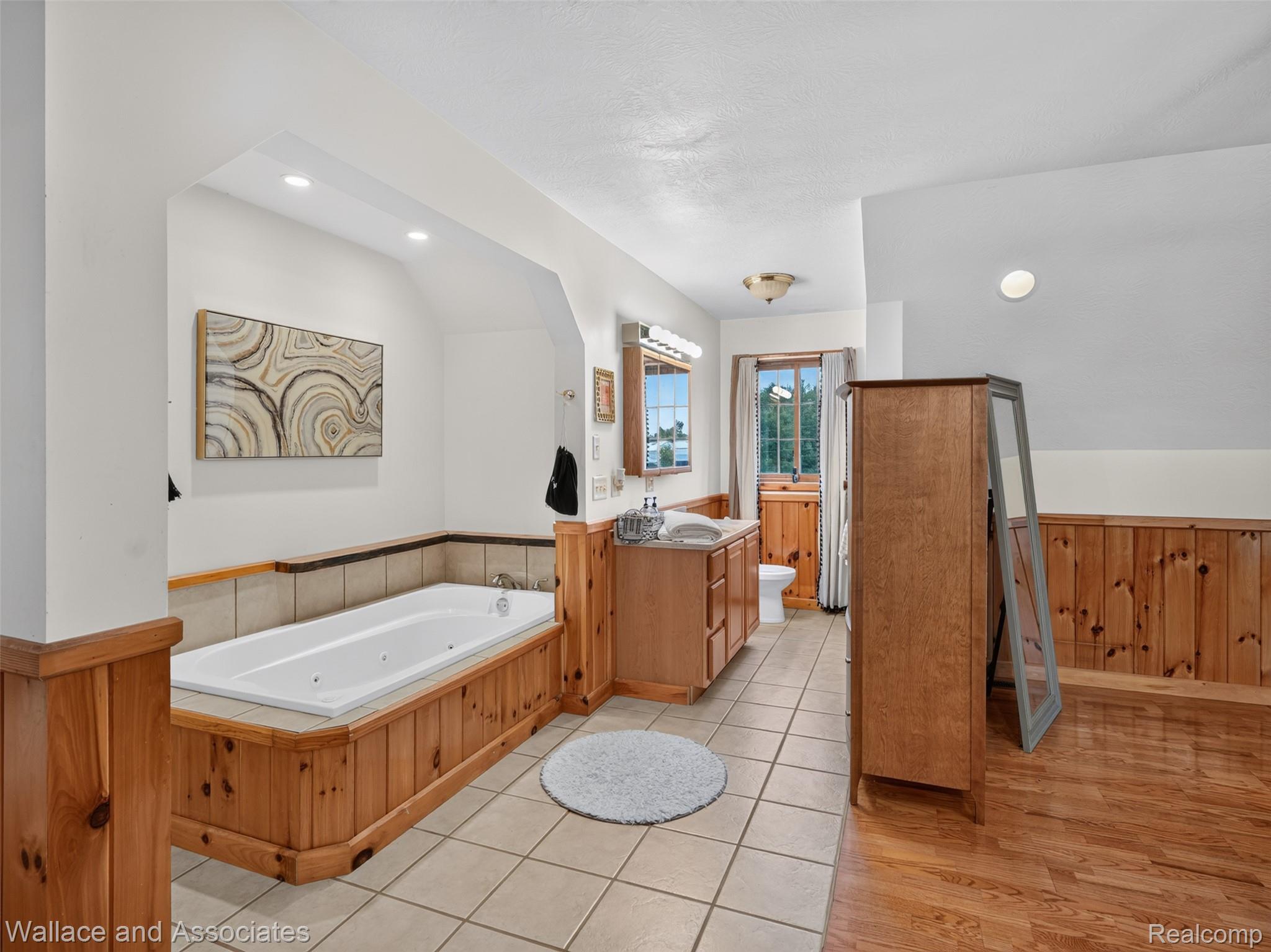 4843 Bamfield Road Property Photo 36